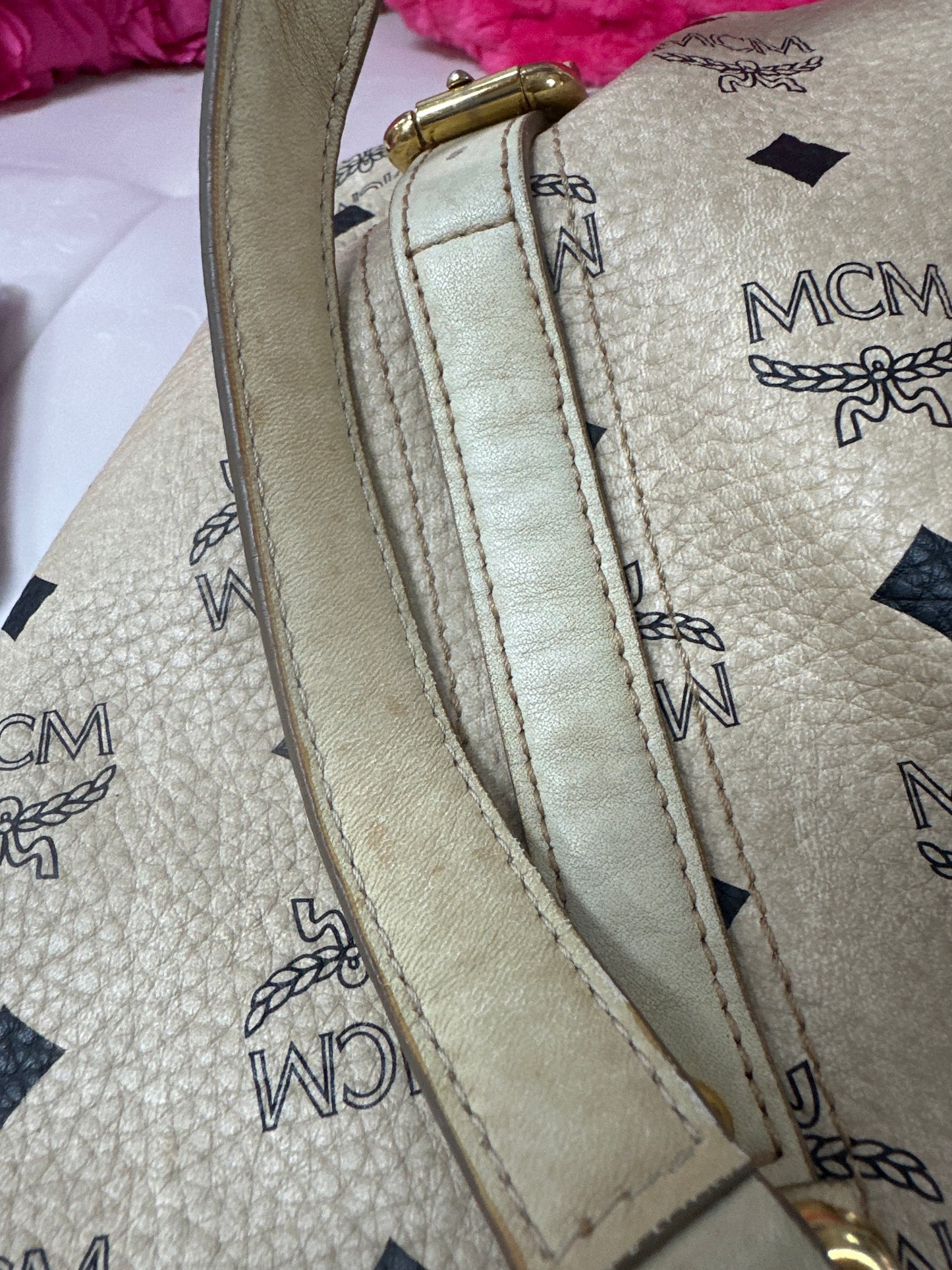 Pre Loved MCM #20