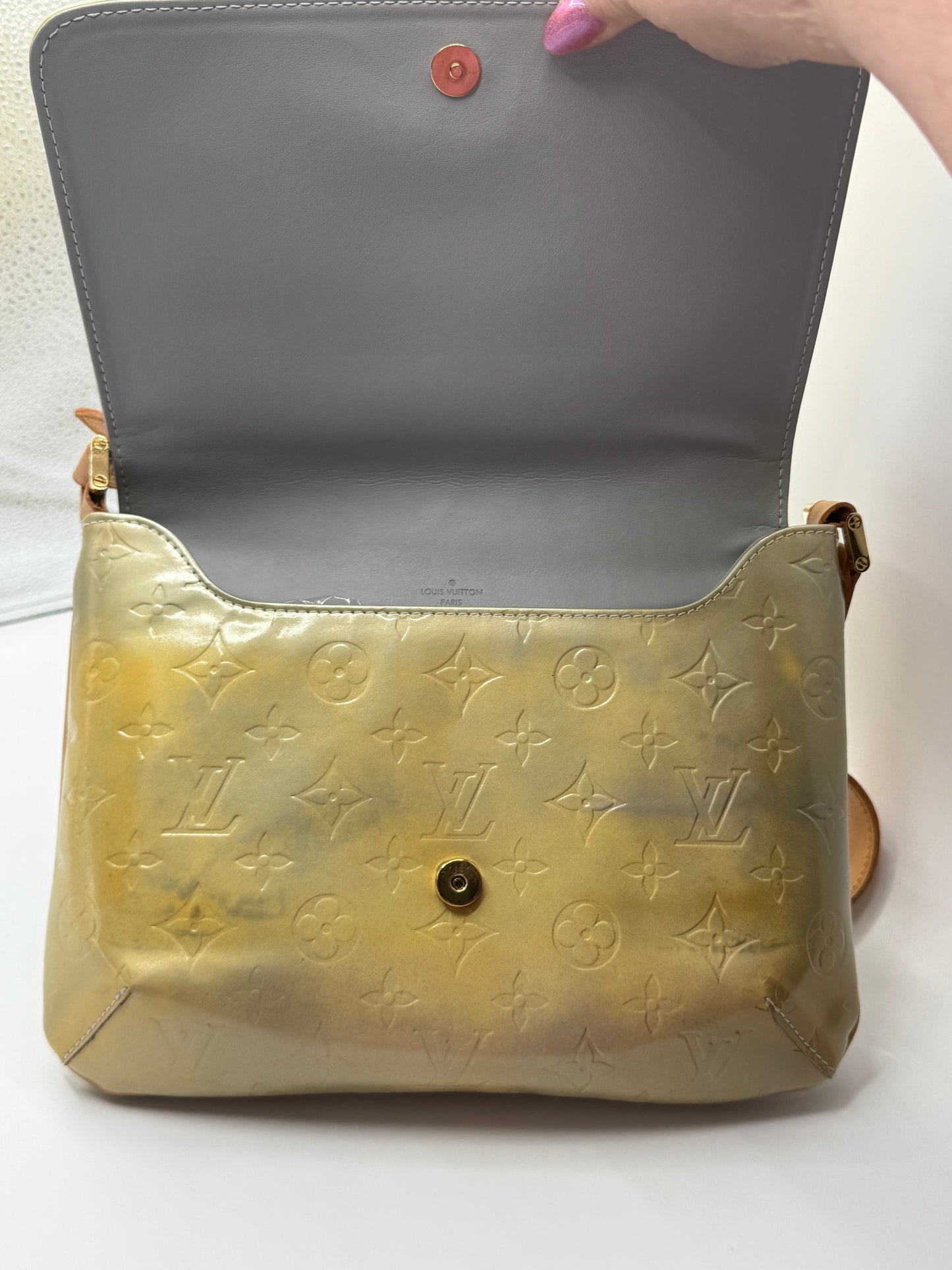 Pre-loved LV Vernis Thompson w dust bag #181