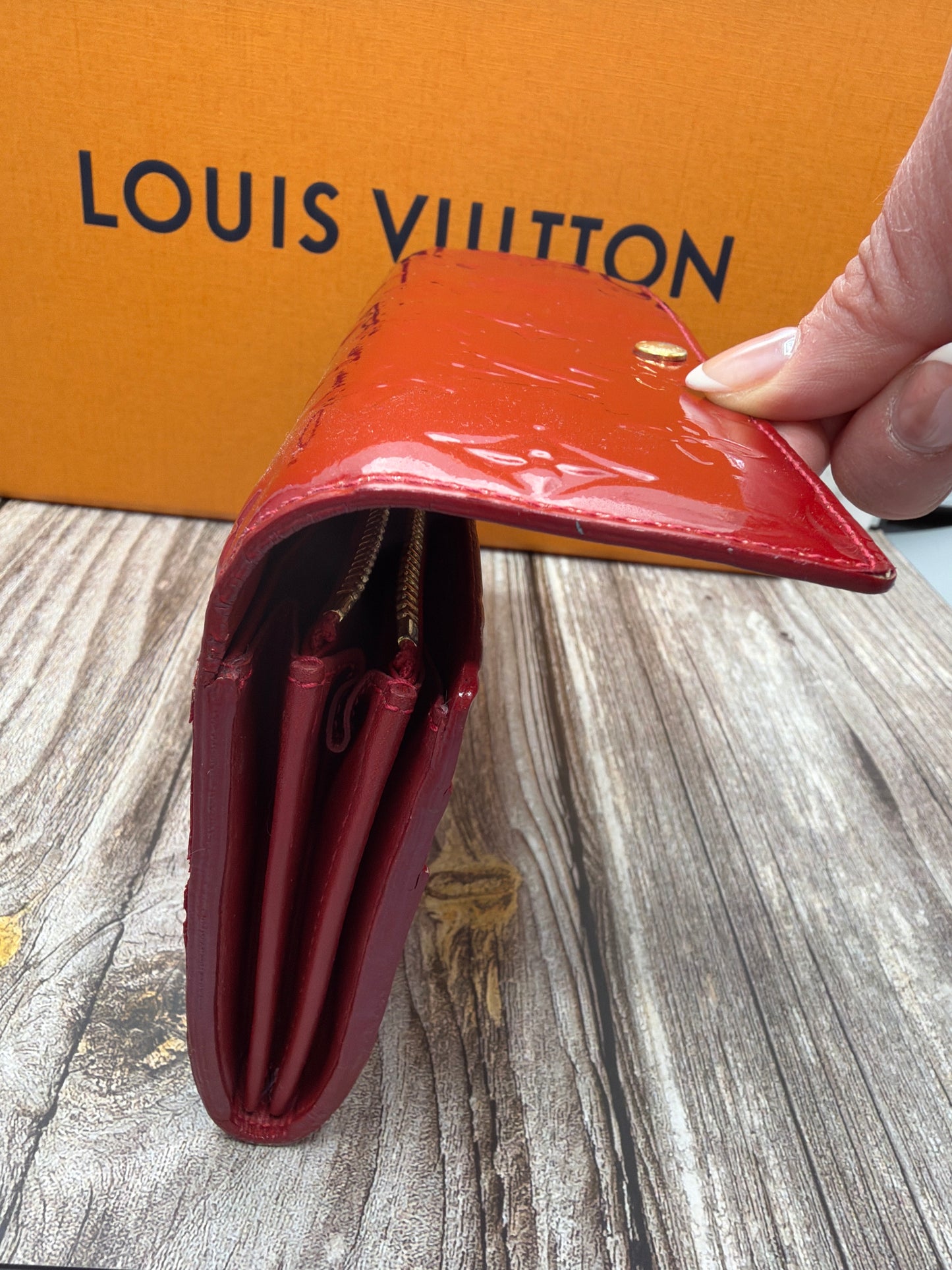 Pre-Loved LV Red Vernis #203
