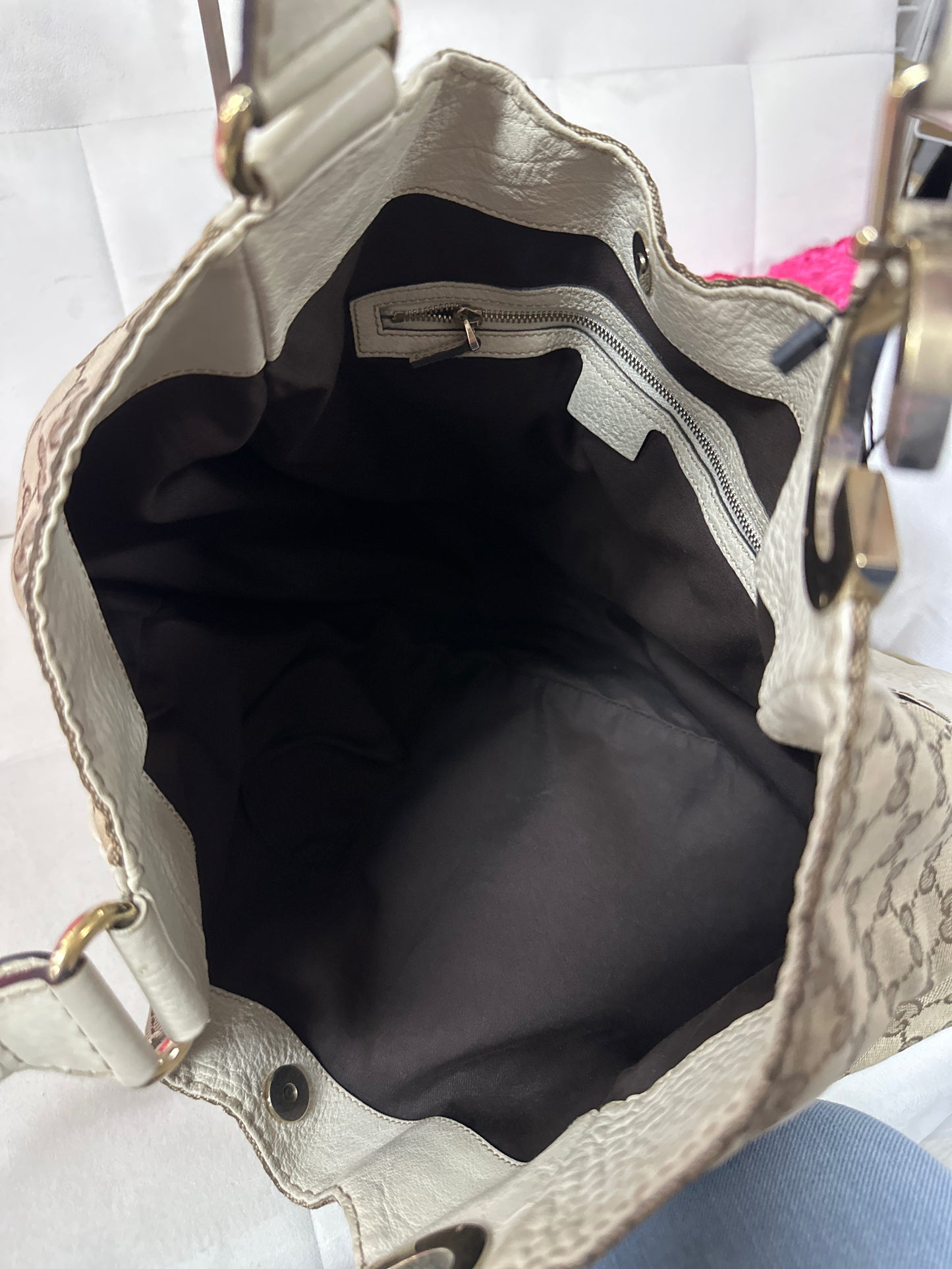 Gucci Hobo Bag #156 Preloved