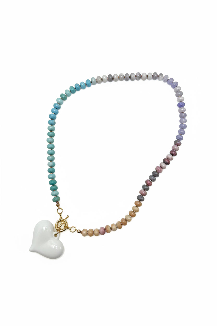 Small chunky necklace with puff heart