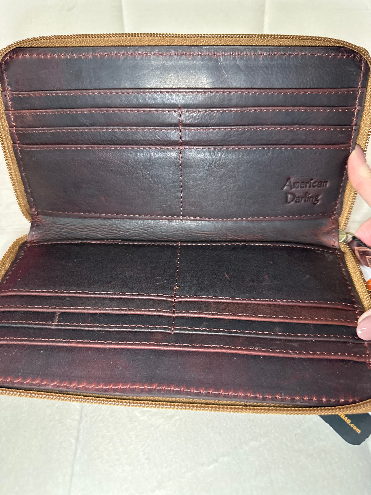 Genuine leather zipper wallet