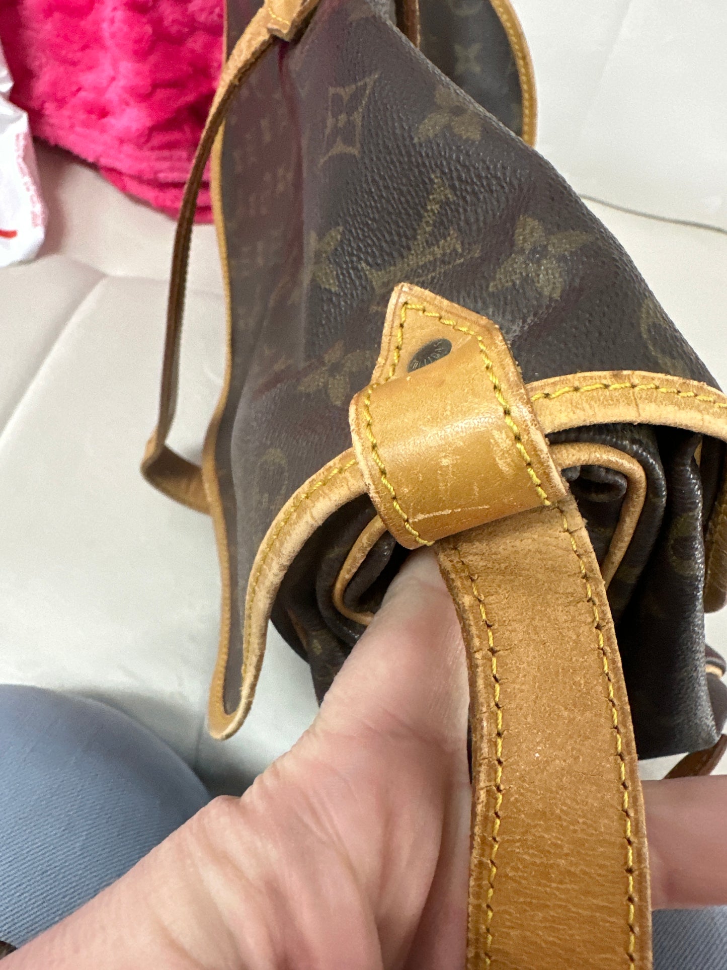 LV Saumur Vintage preloved #127