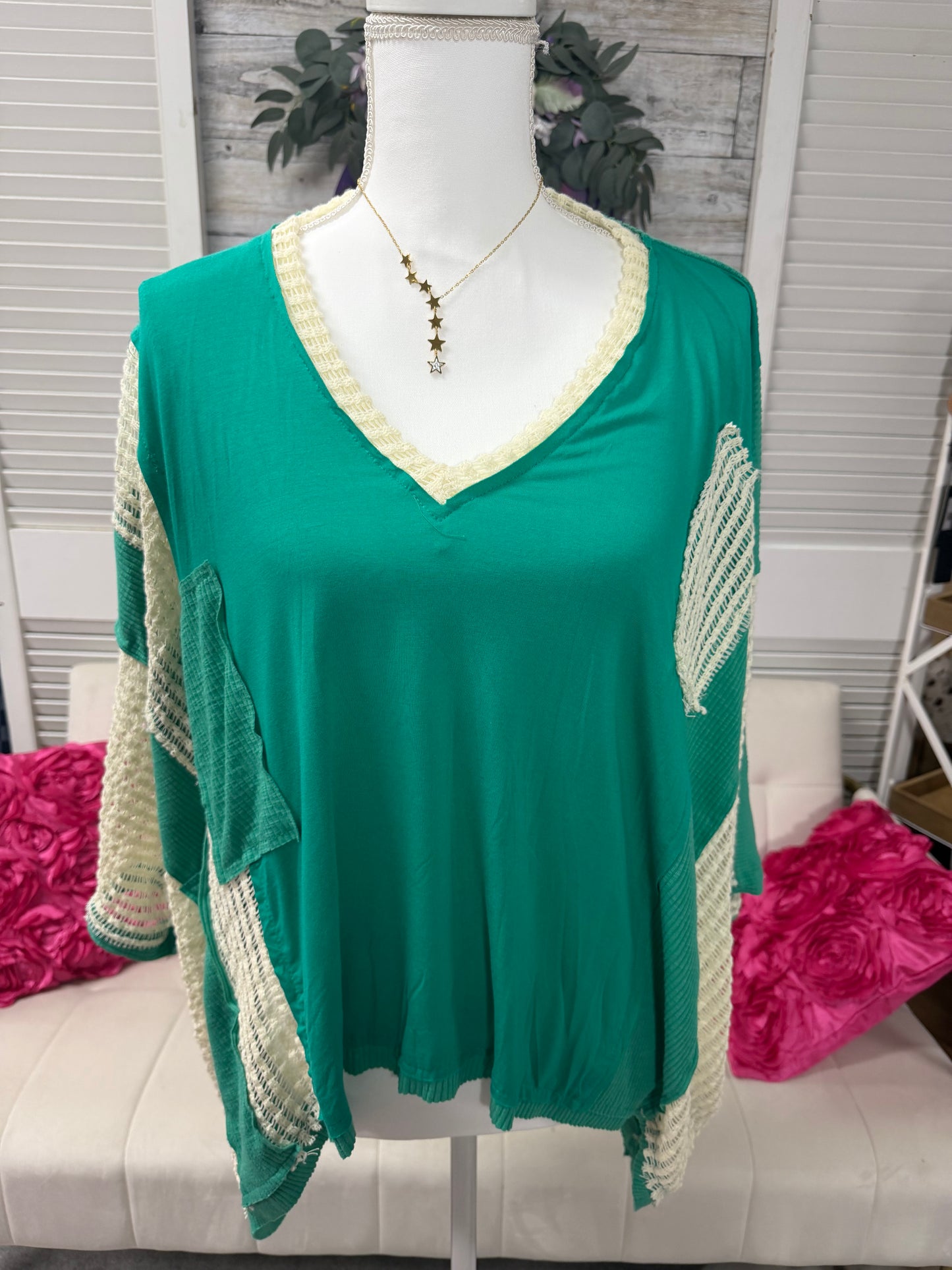 POL Jungle Green w lace top