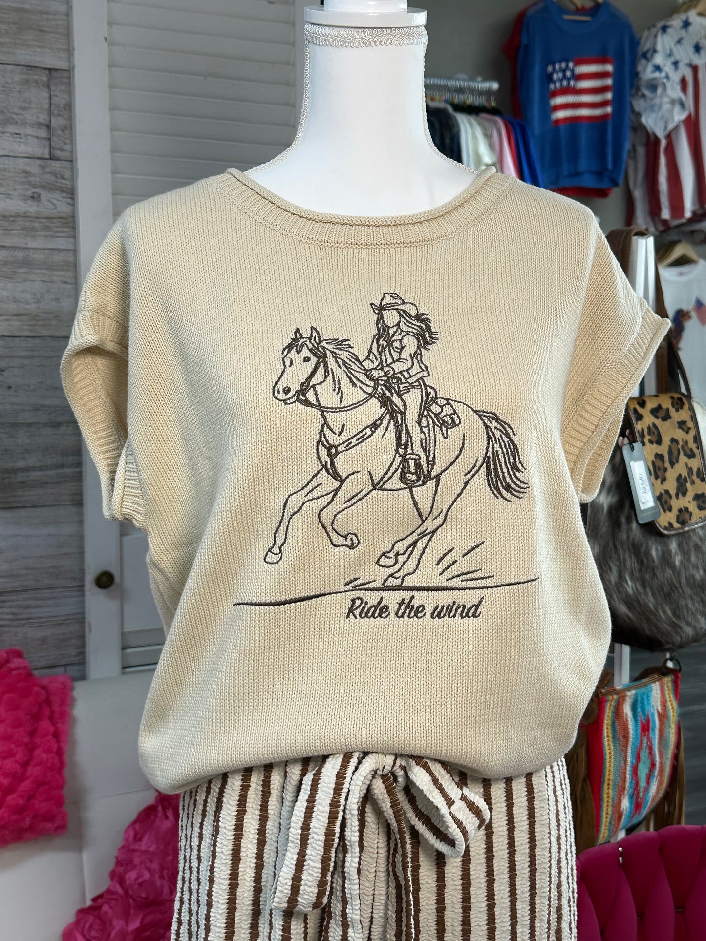 Western embroidery short sleeve sweater