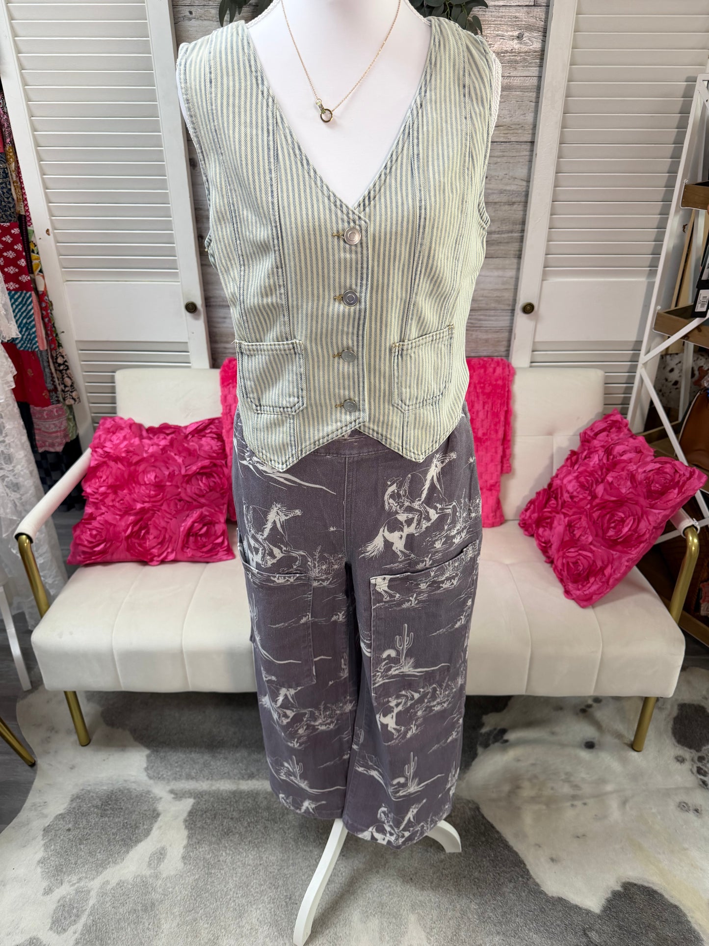 Acid Washed stripe v neck button down vest
