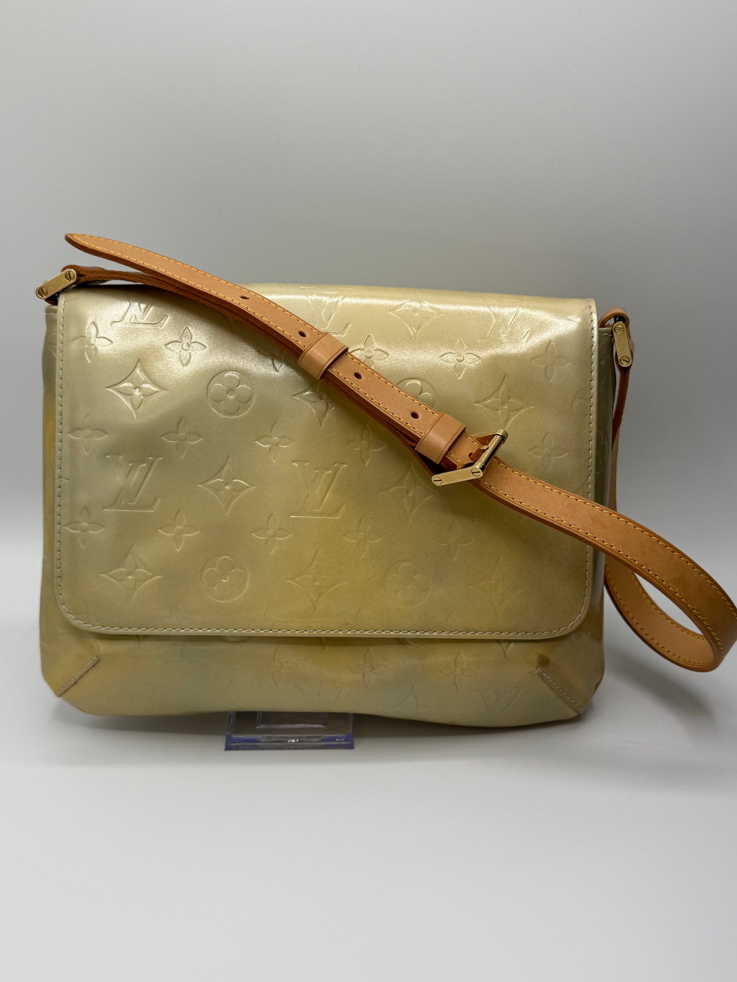 Pre-loved LV Vernis Thompson w dust bag #181