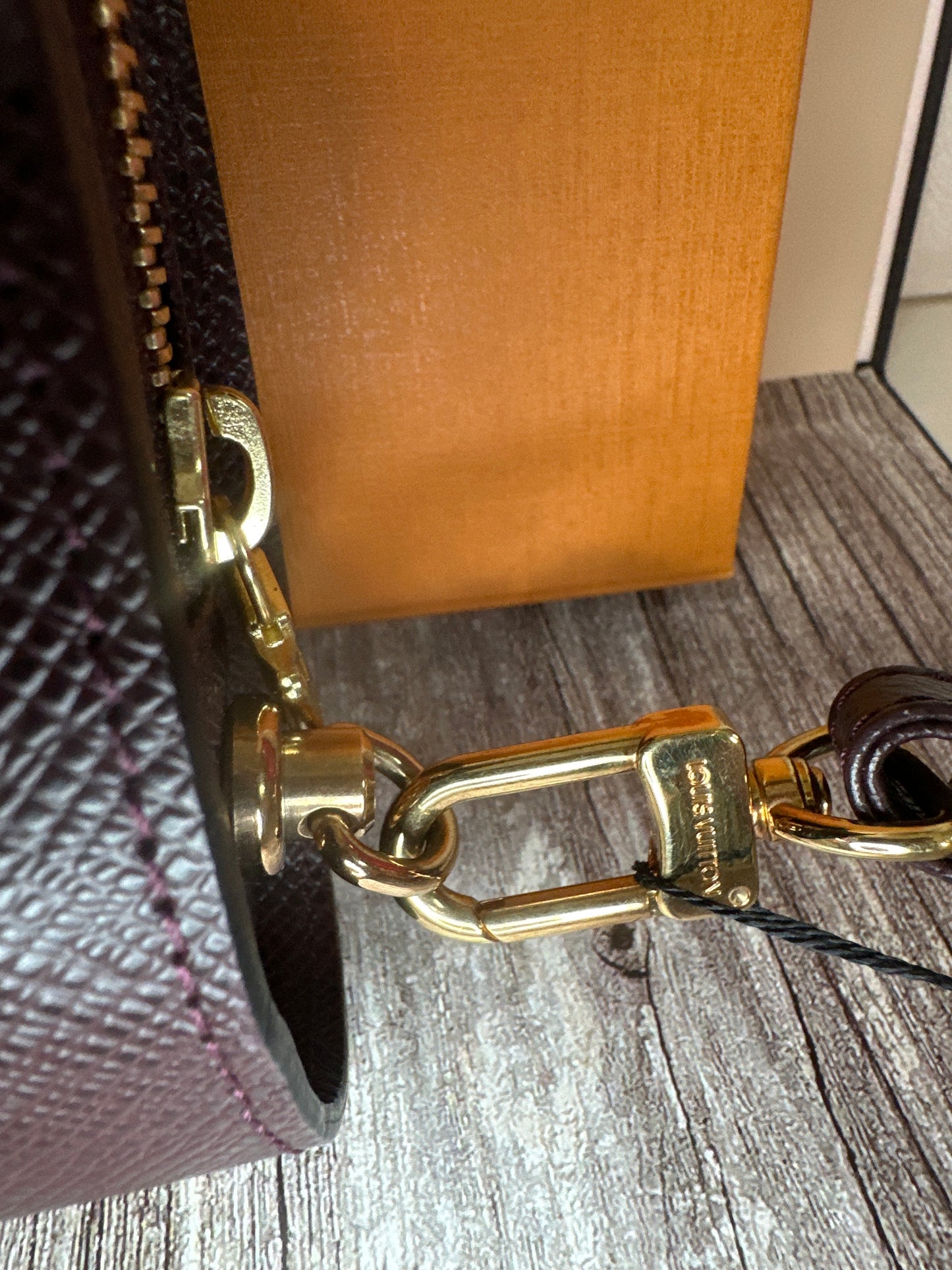 Pre loved LV Tagia burgundy clutch #56