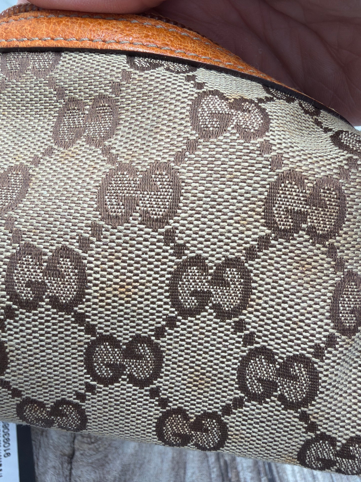 Gucci make up bag #100