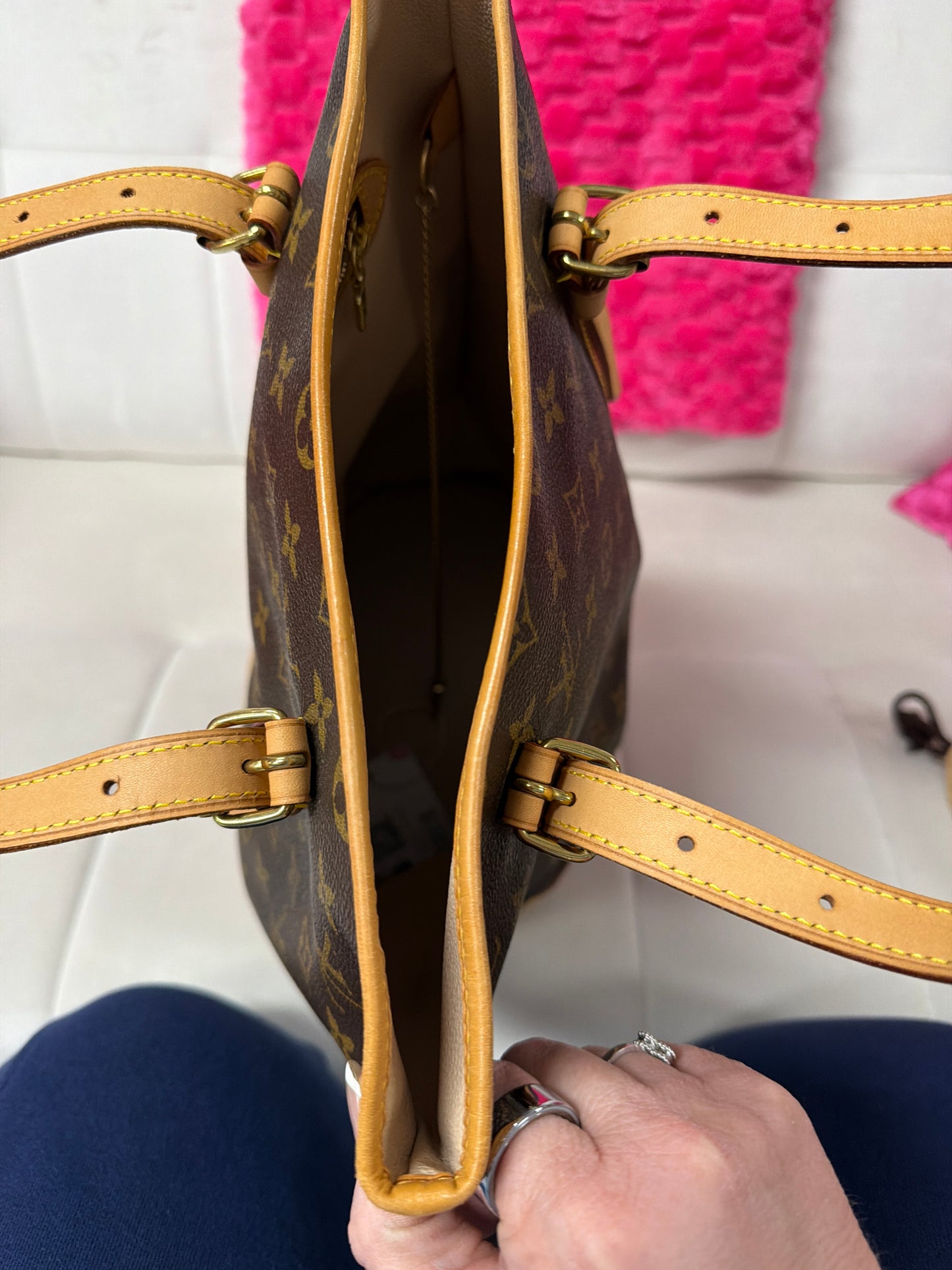 Pre Loved LV Bucket Bag GM #208