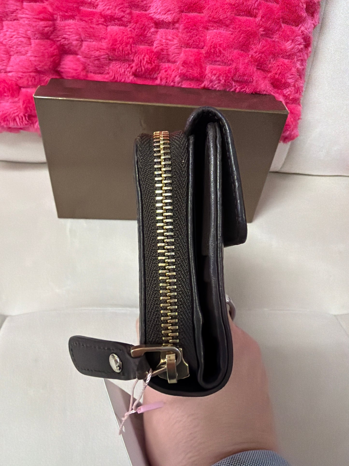 Pre Loved Gucci brown Micoguccissima Long  zipper wallet #212