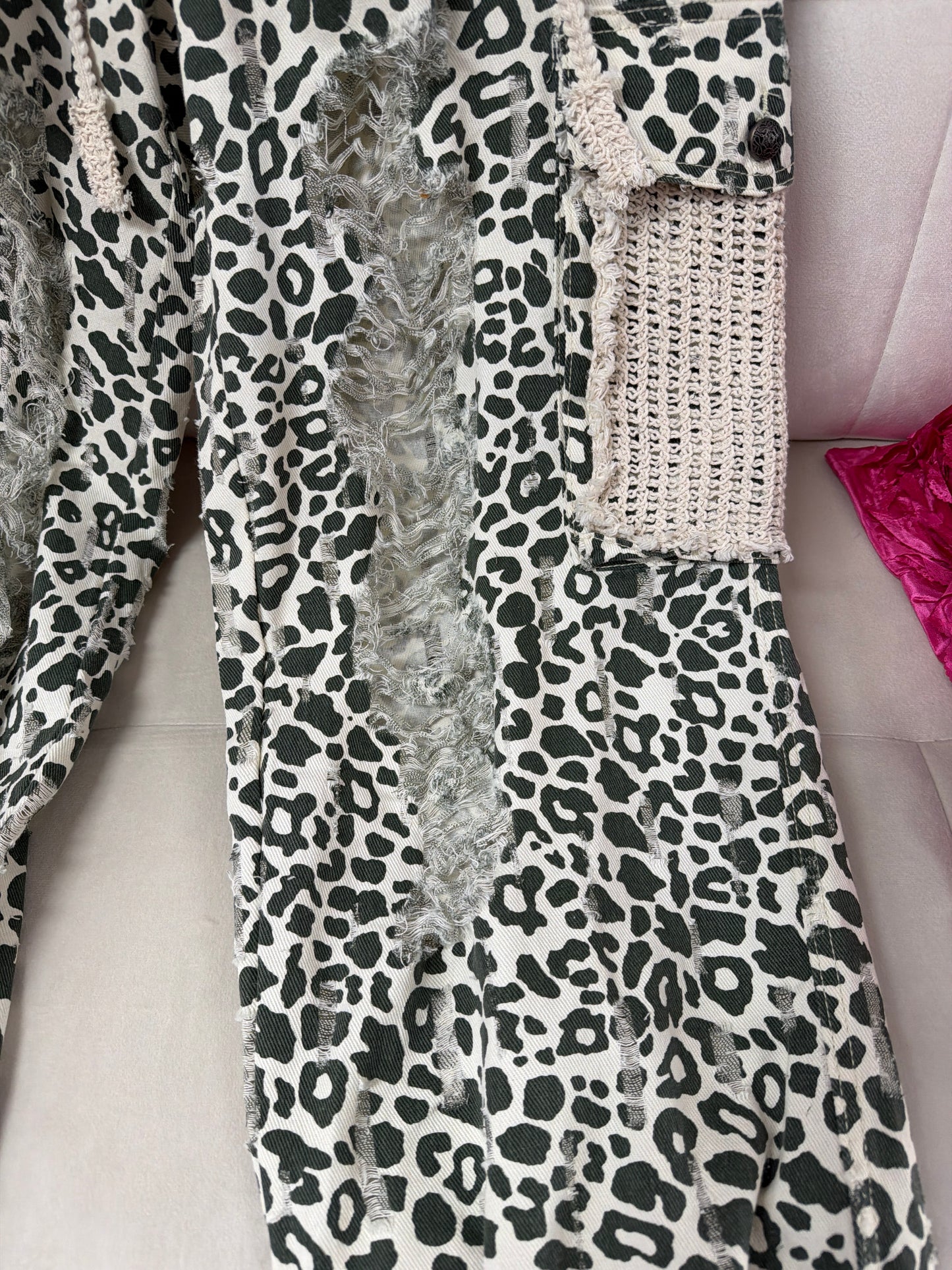 POL Jogger style pant w lace cream green leopard