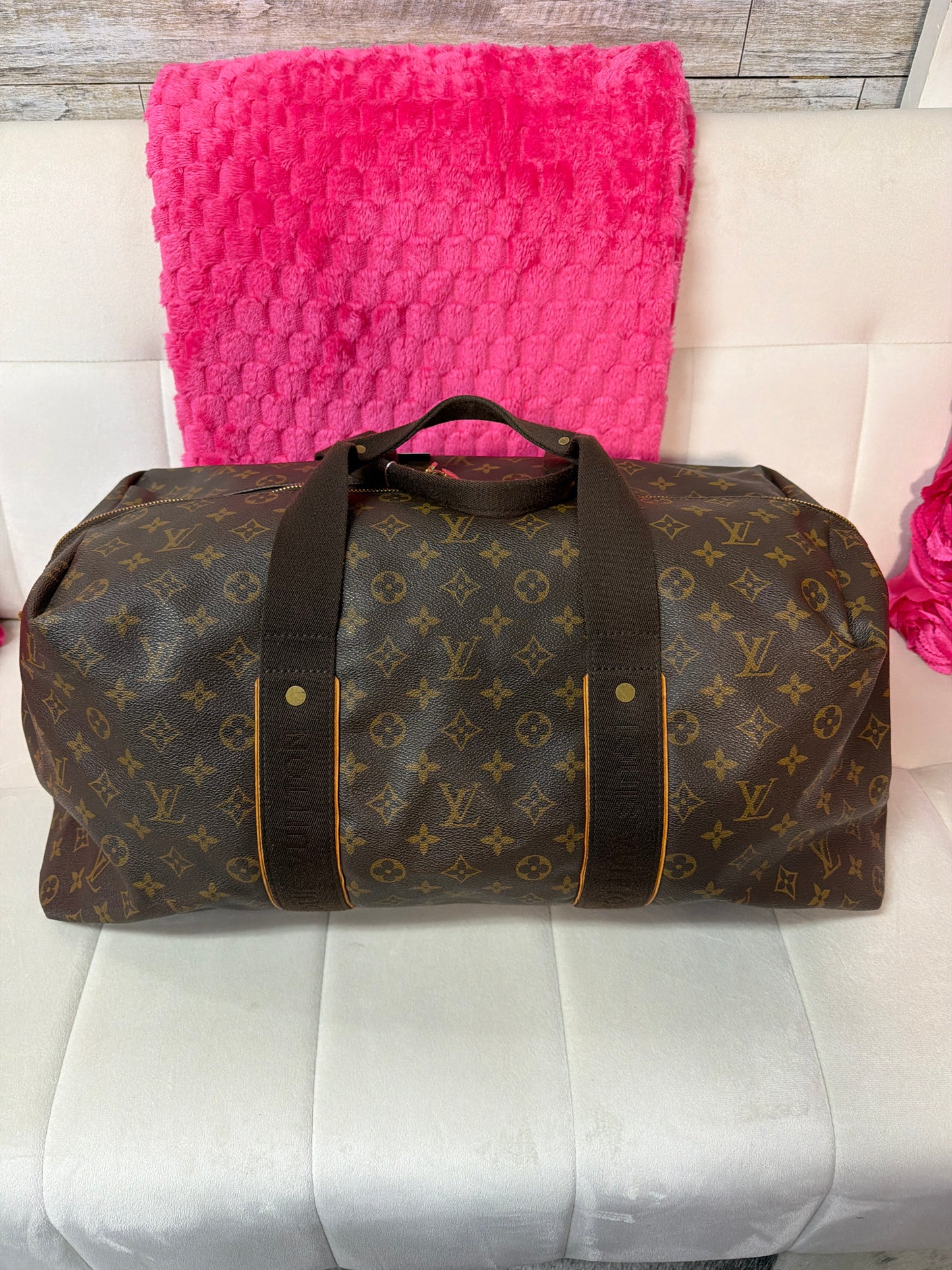 Pre loved Beauborg Weekender bag 227