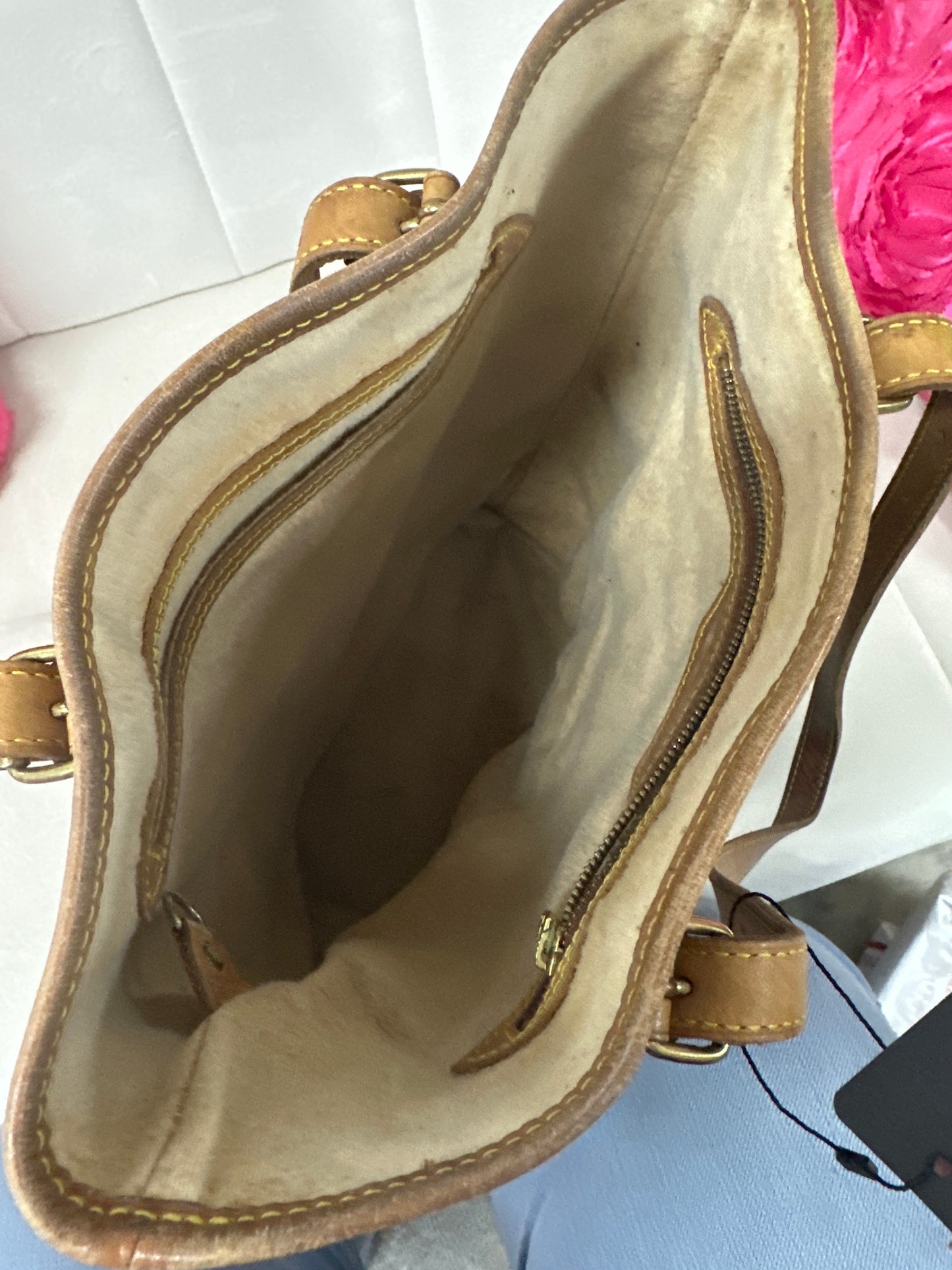 LV Bucket GM #108