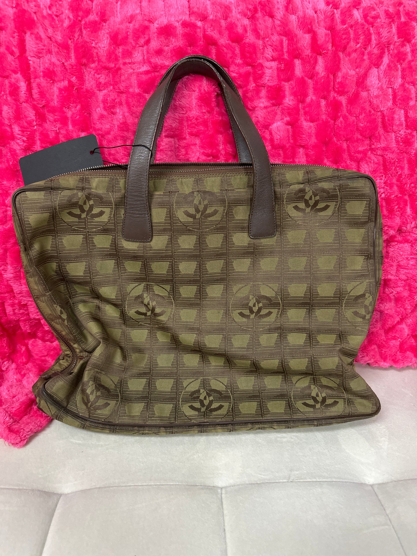 Chanel travel line #75