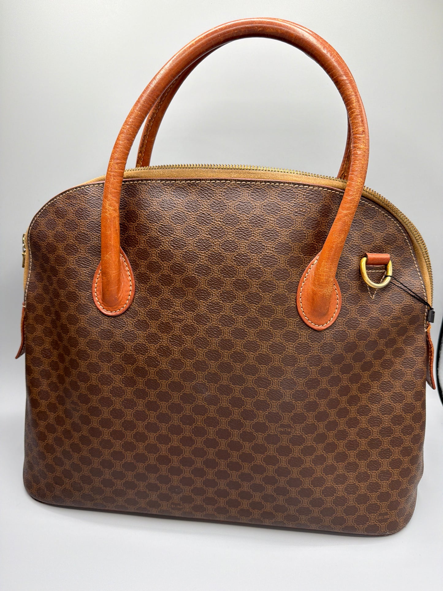 Pre-loved Celine Alma #196