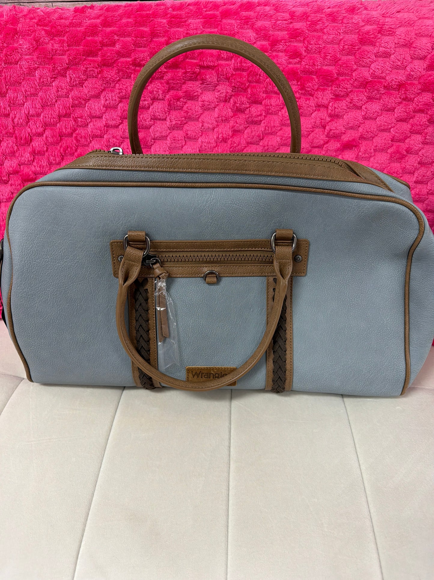new with tags wrangler whipstitch collection duffle bag