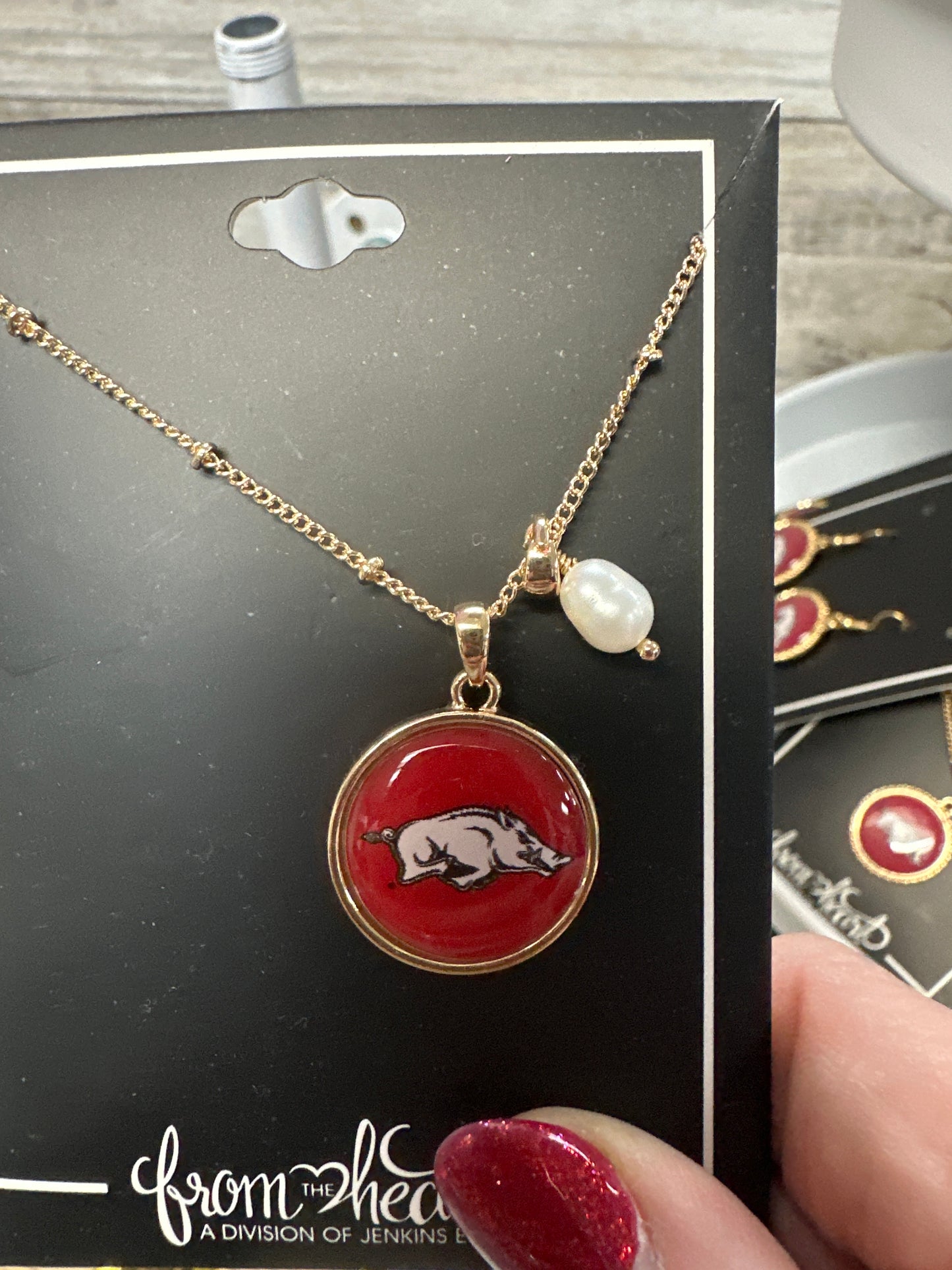 Razorback Diana gold necklace