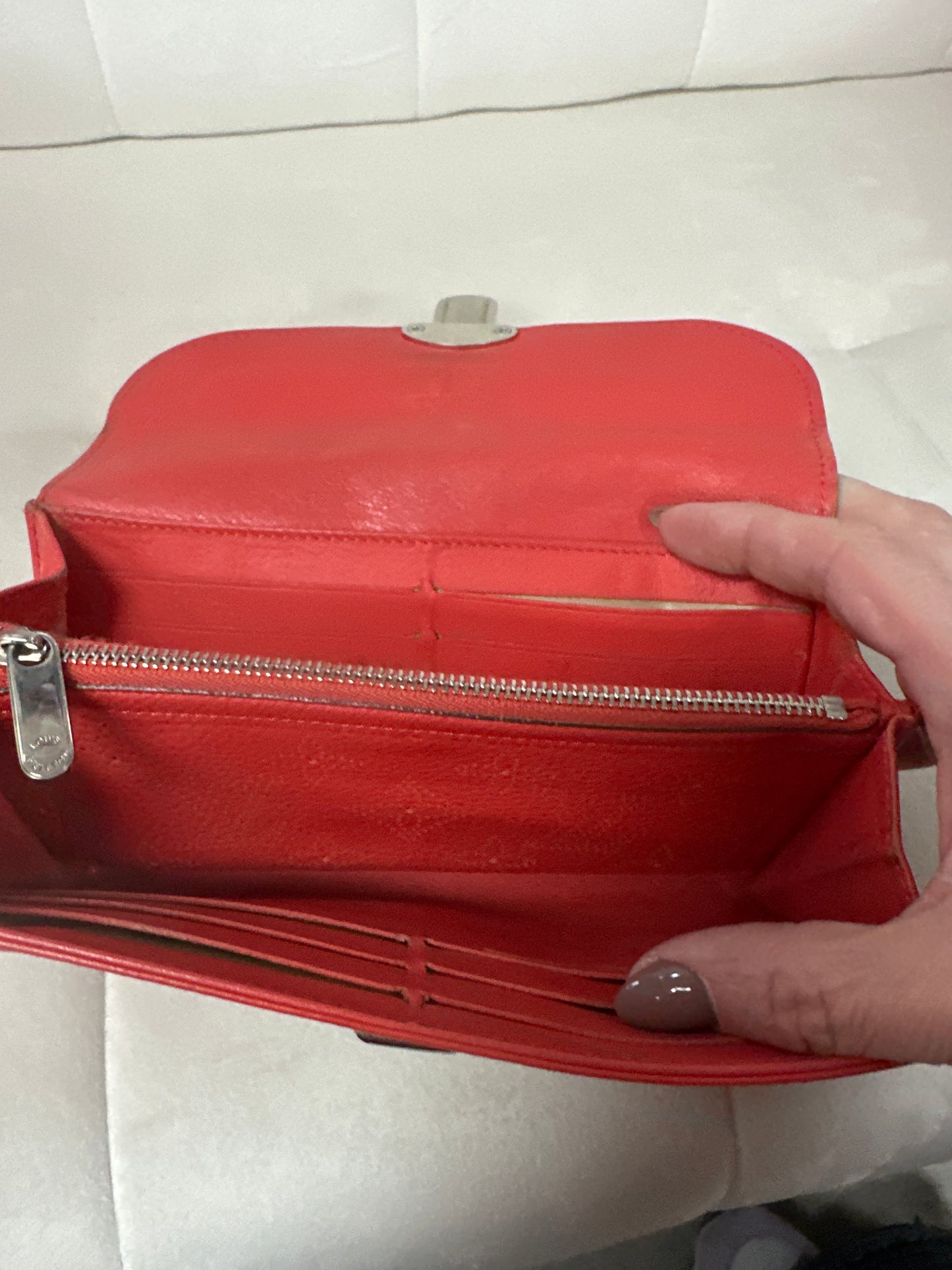 Pre-loved LV red Mahina Wallet #175