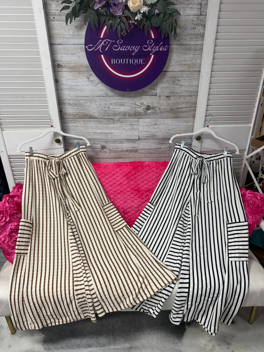 Striped wide leg pants