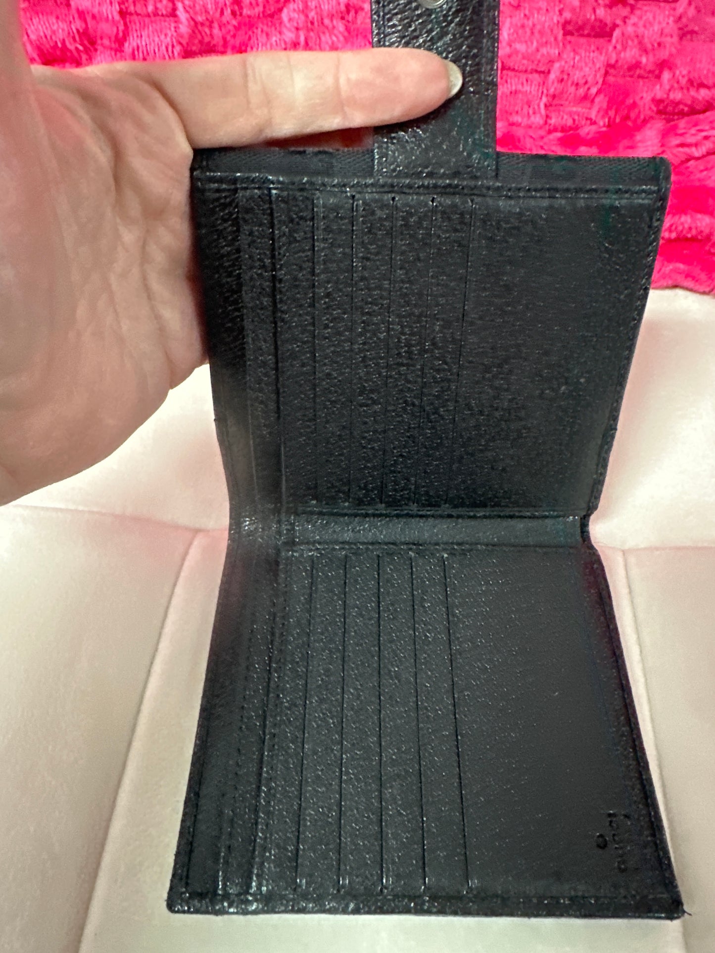 pre loved Gucci wallet #45