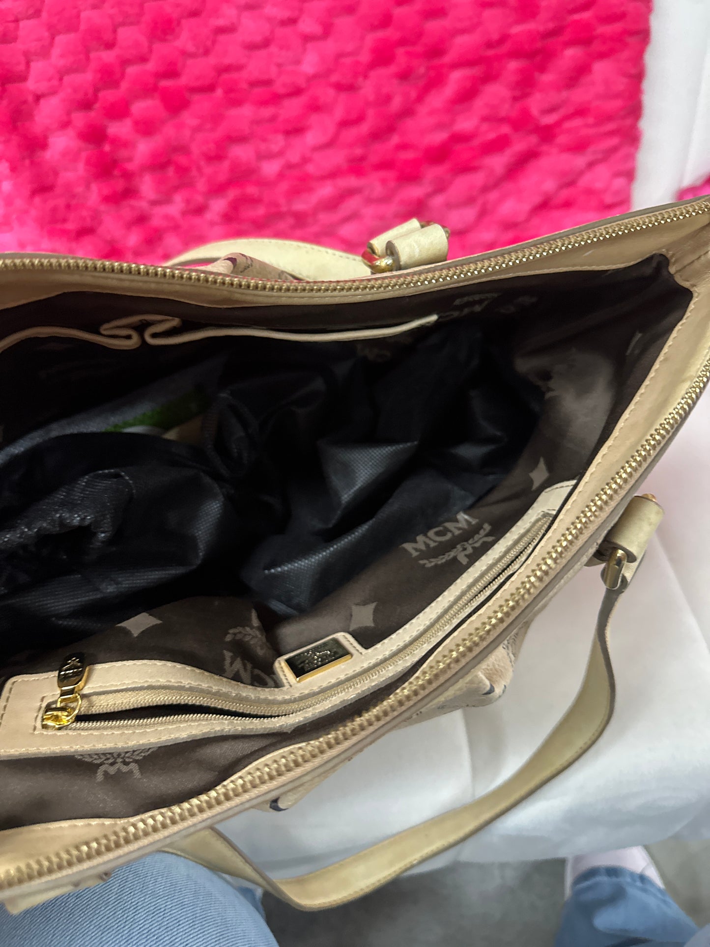Pre Loved MCM #20