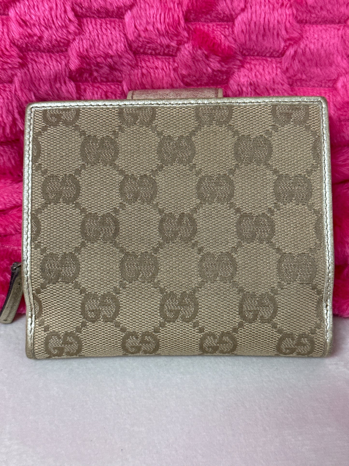 pre loved Gucci wallet #44