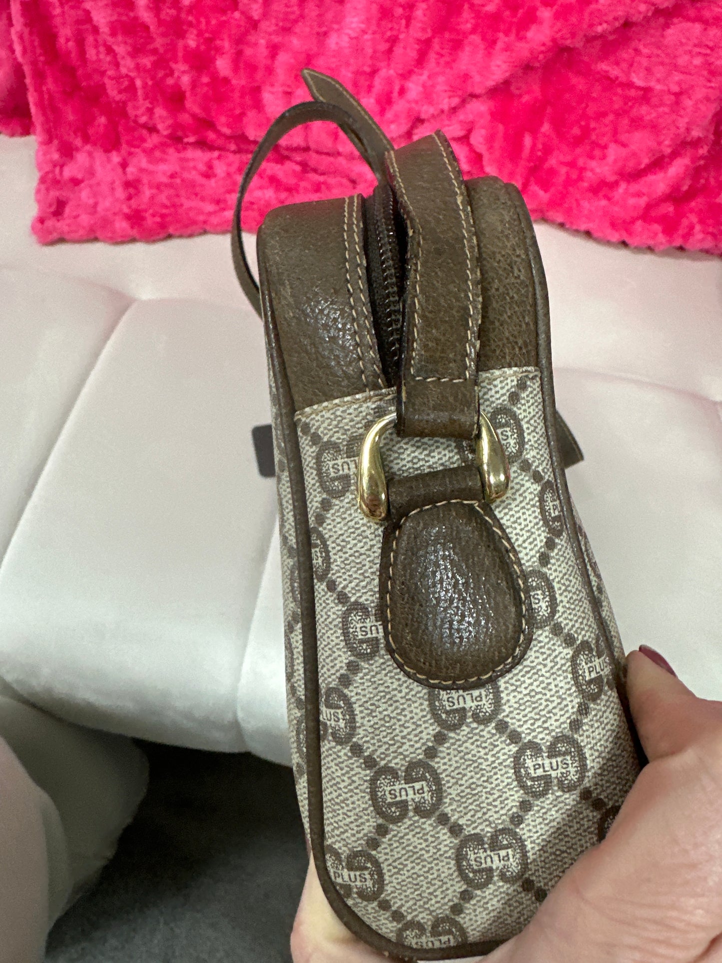 Gucci Plus Crossbody Pre loved #157 vintage