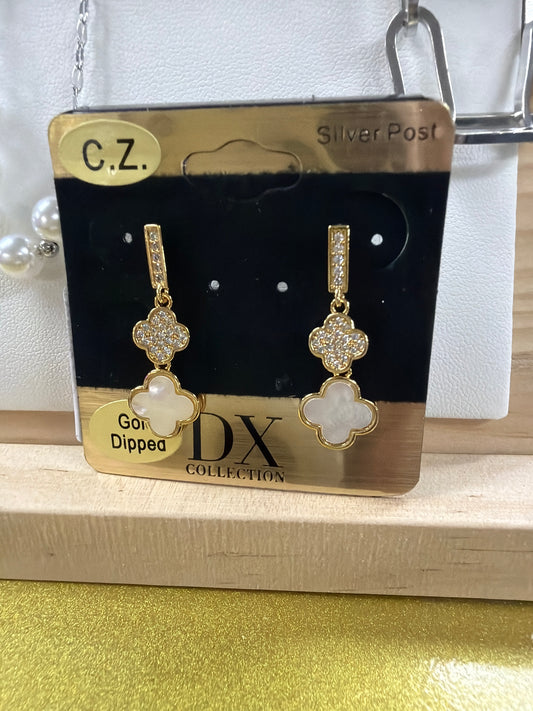 DX Collection Clover earrings