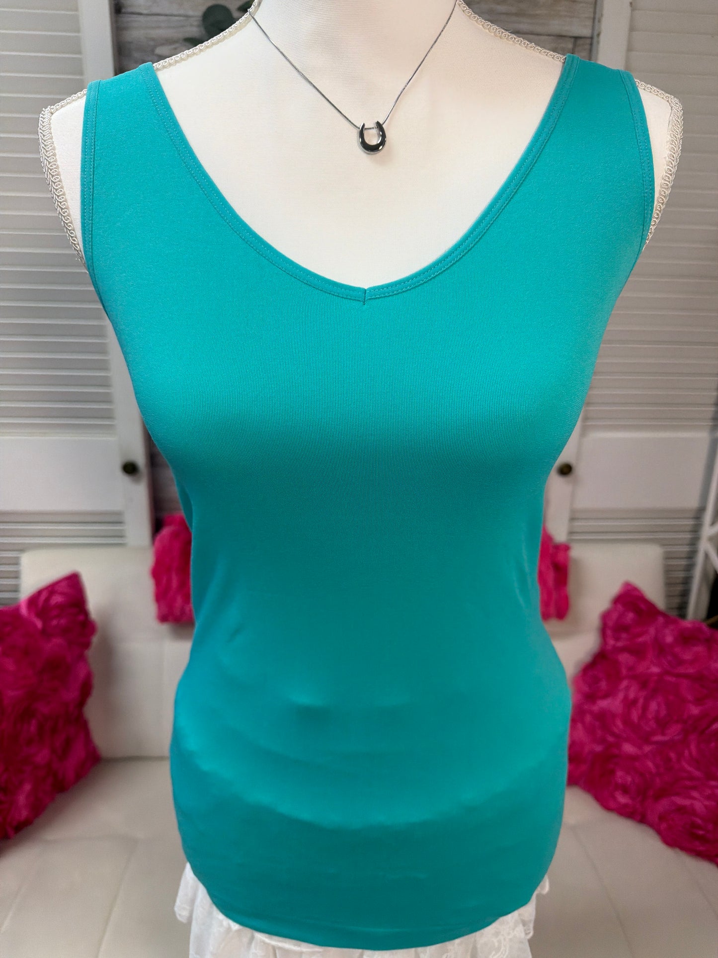 U or V neck seamless tank top
