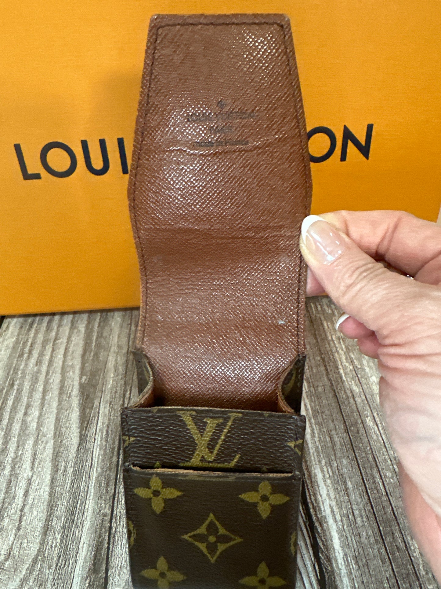 Pre-Loved LV monogram small case #198