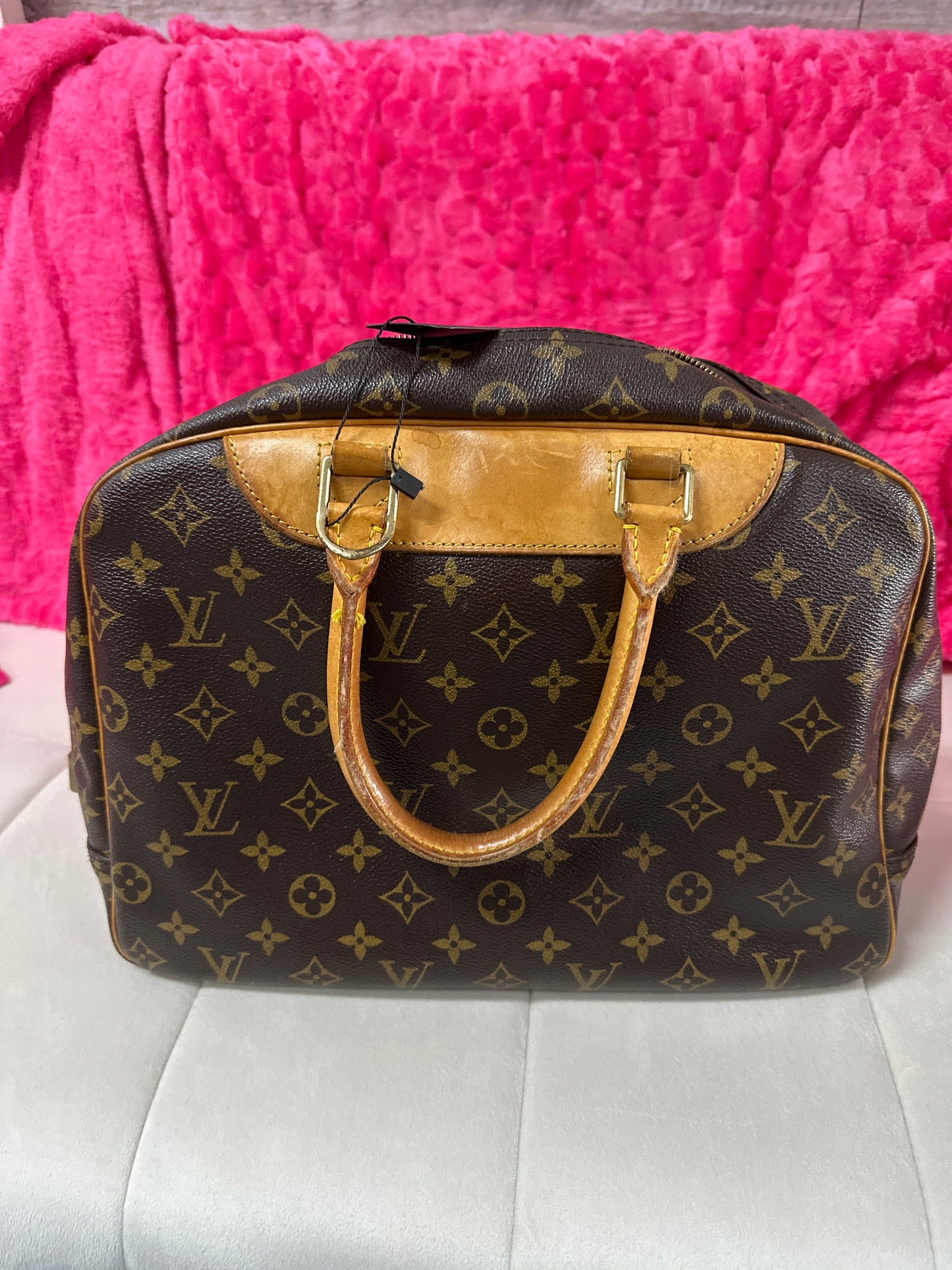 LV Deaville #141