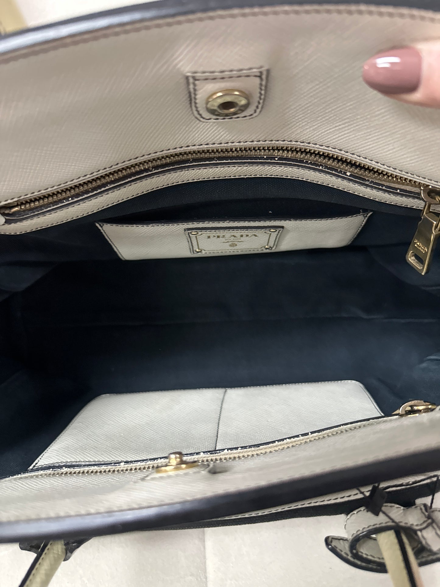 Prada white and black preloved #111