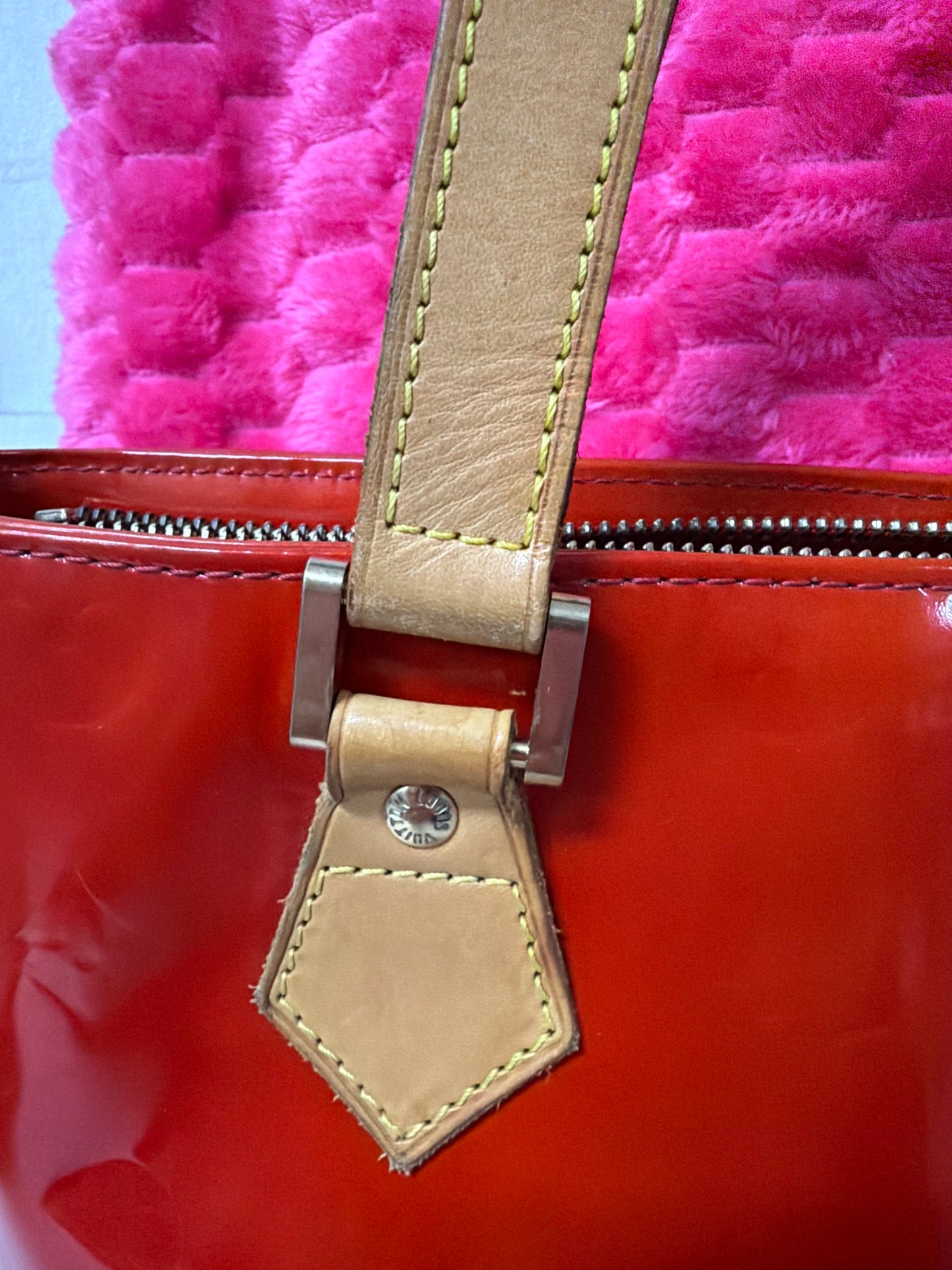 Pre Loved Red Vernis Houston bag #209
