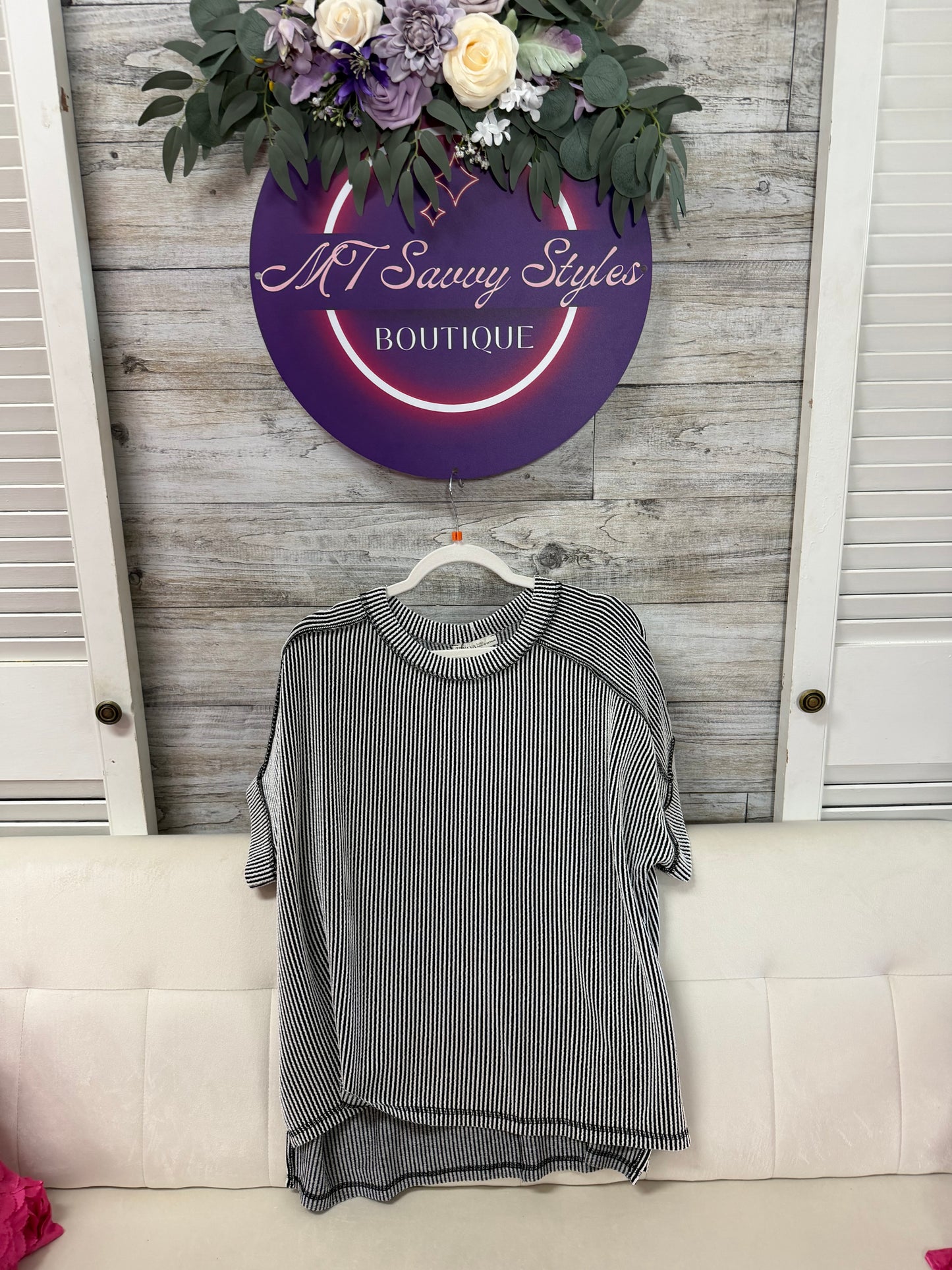 Raised rib cuff raw edge top Zenana