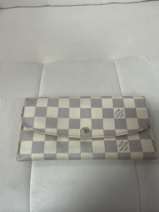 Pre-loved LV Damier Wallet #191