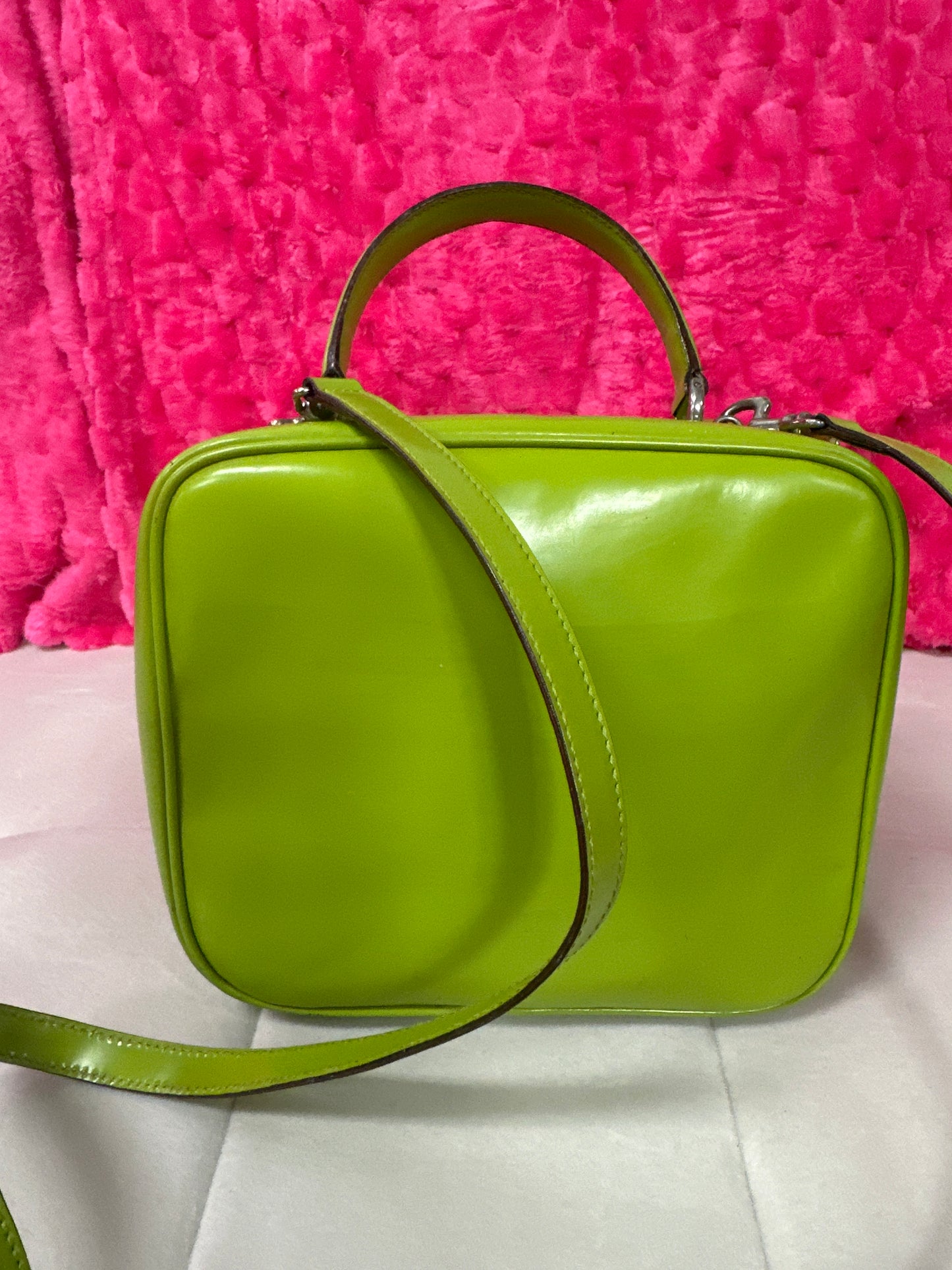 Gucci rare green #83