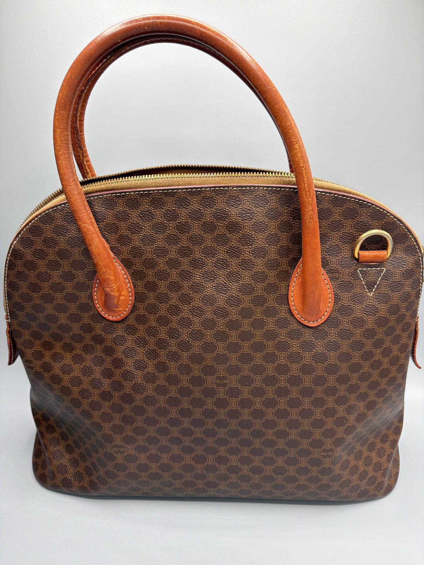 Pre-loved Celine Alma #196