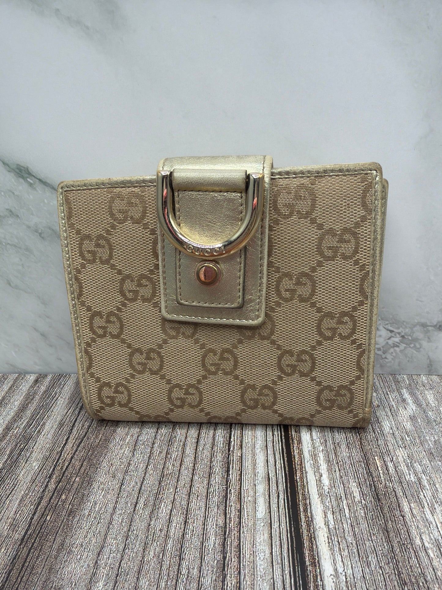 pre loved Gucci wallet #44
