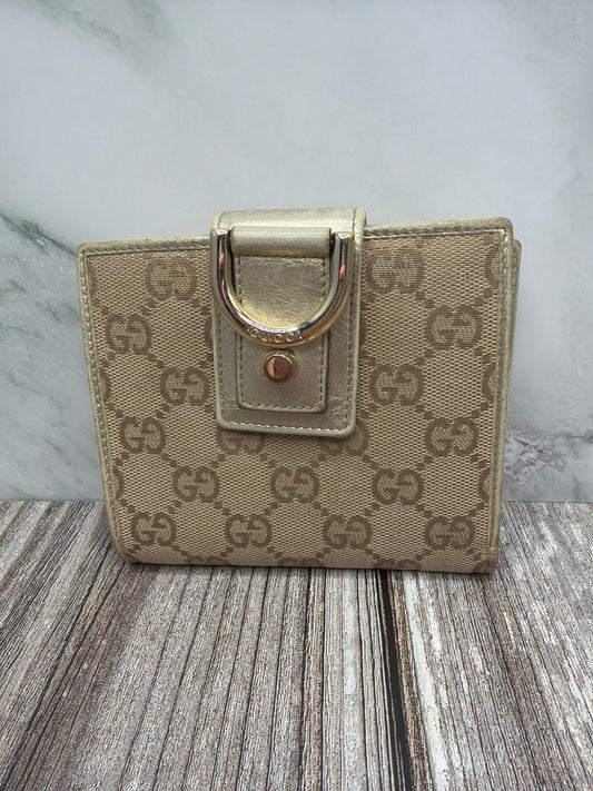 pre loved Gucci wallet #44