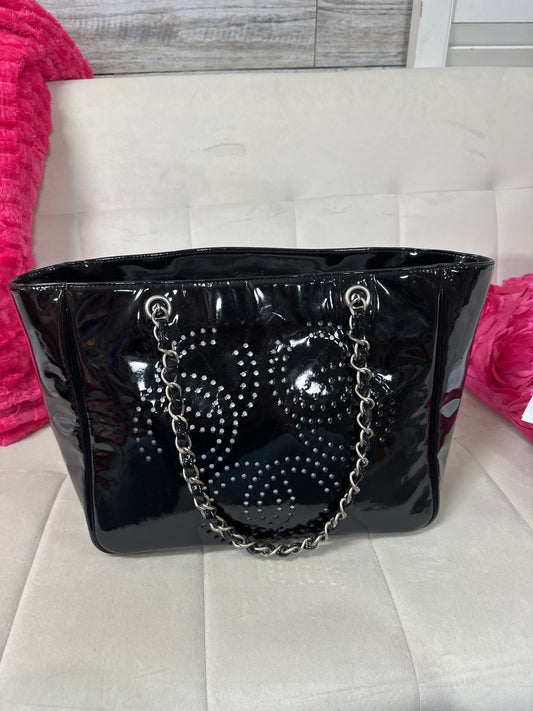 Pre loved Chanel black patent leather bag #29