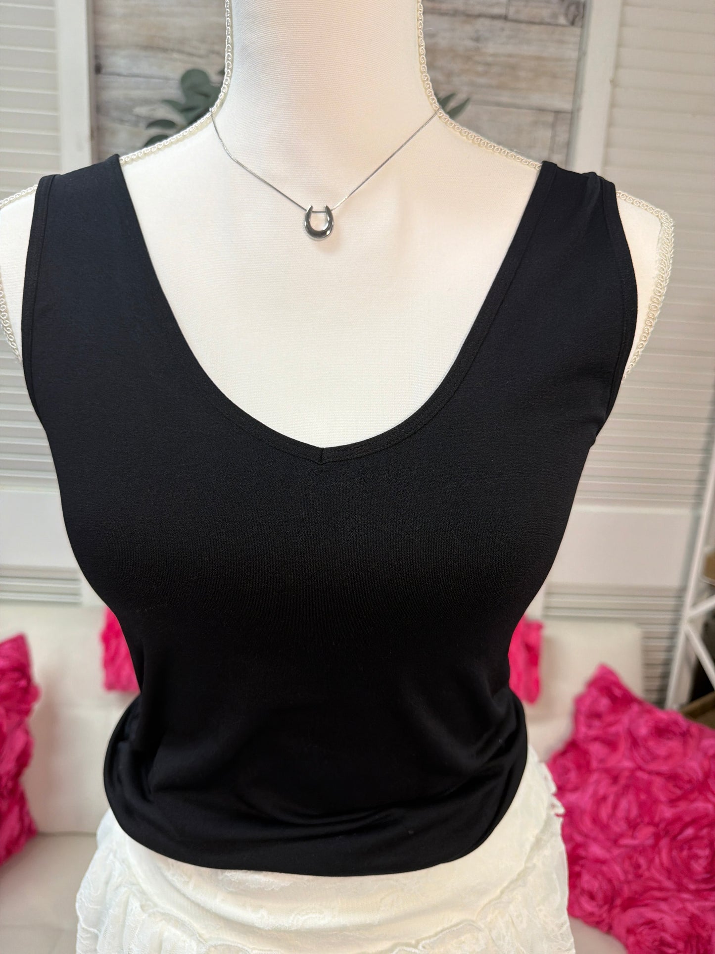 U or V neck seamless tank top