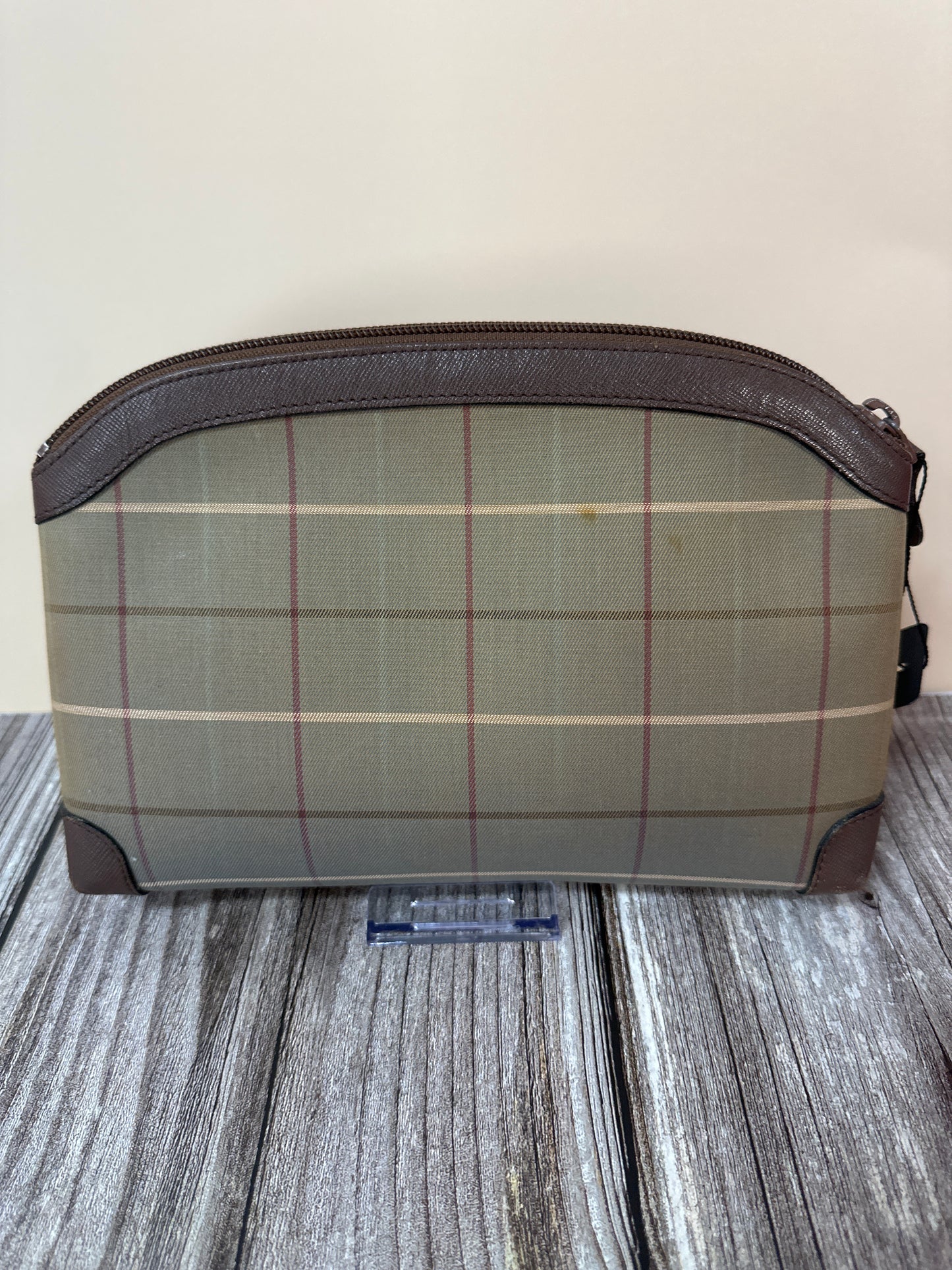 pre loved Burberry vintage pouch #11