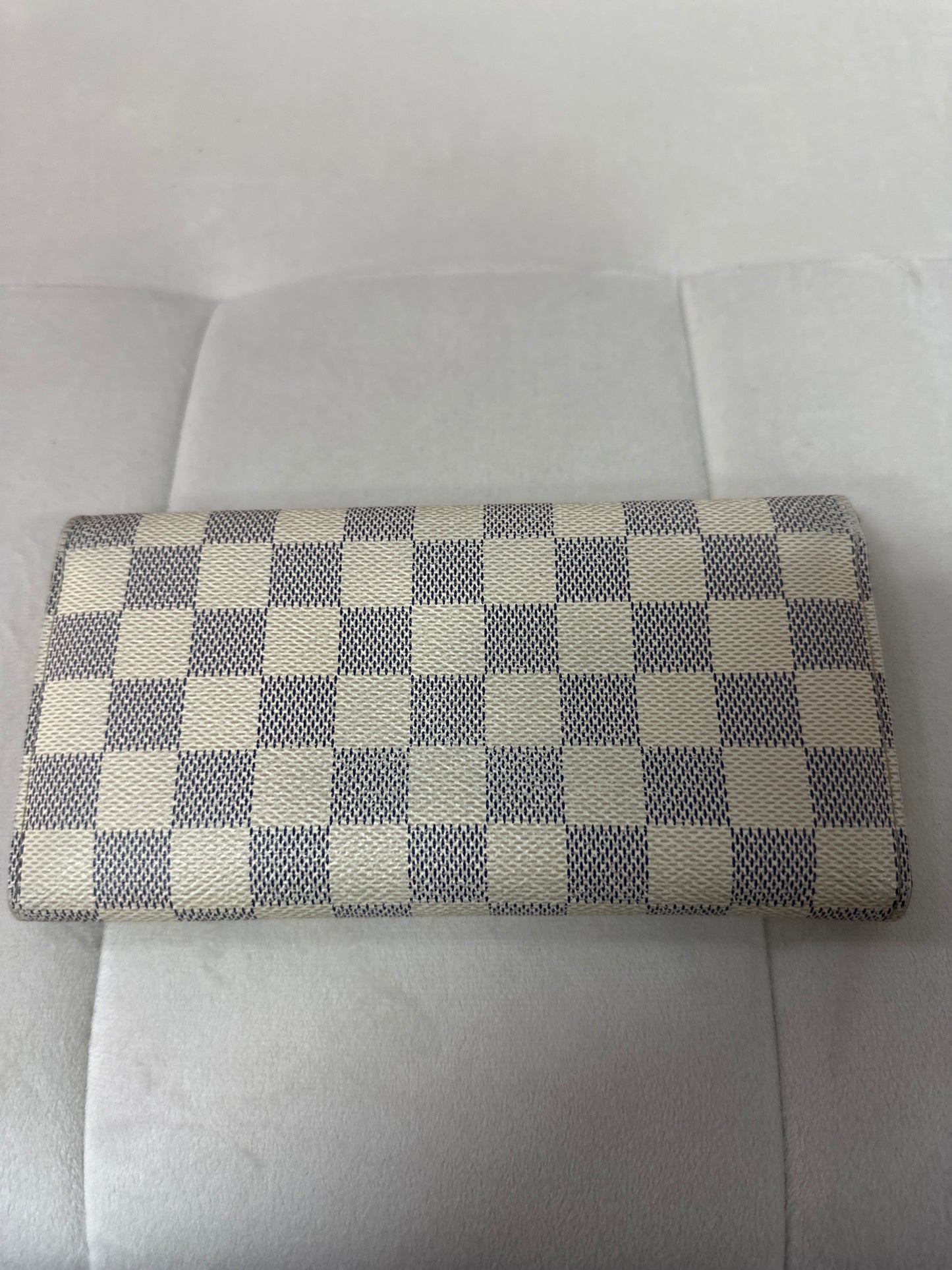 Pre-loved LV Damier Wallet #191