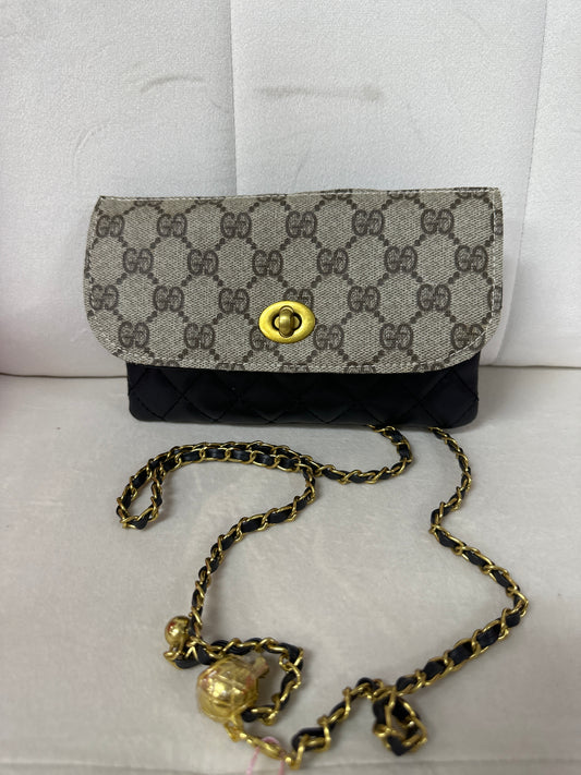 Upcylced belt quilted bag GG
