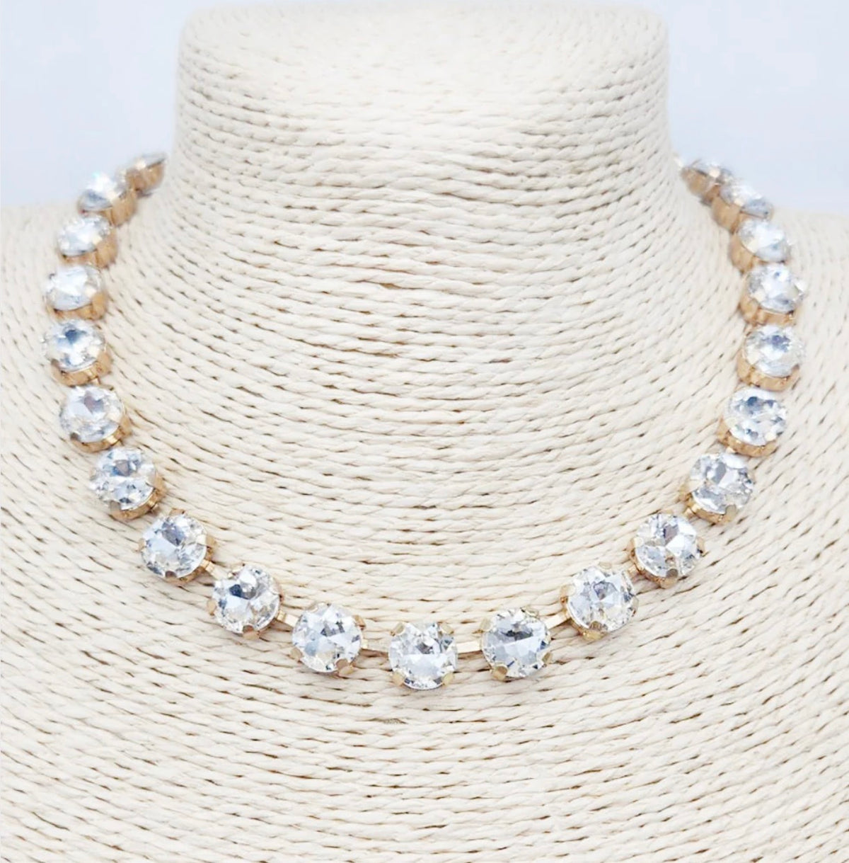 Crystal stone necklace 16-18"