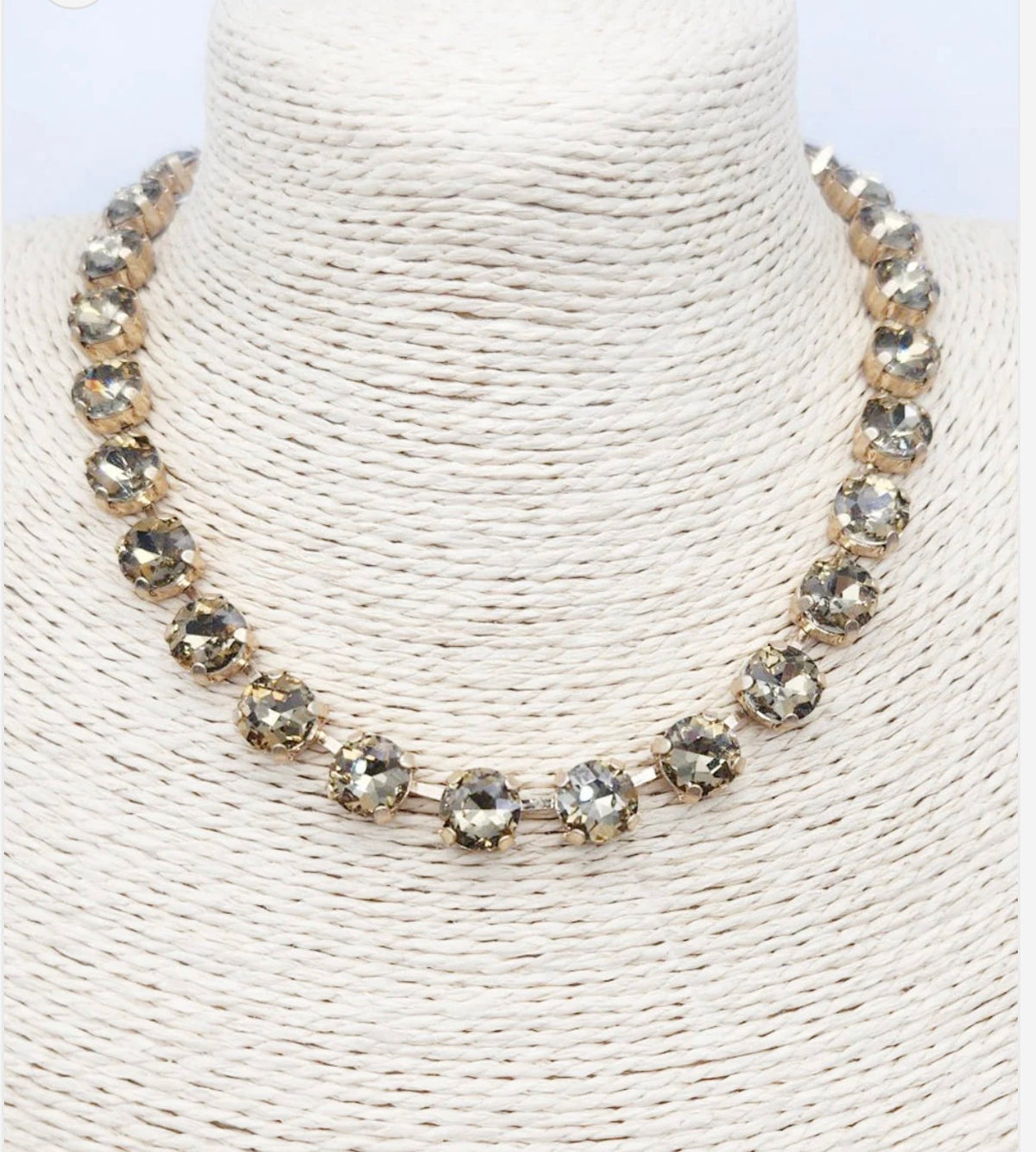 Crystal stone necklace 16-18"
