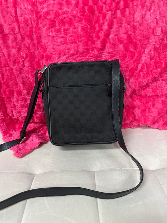 Gucci Crossbody black #69