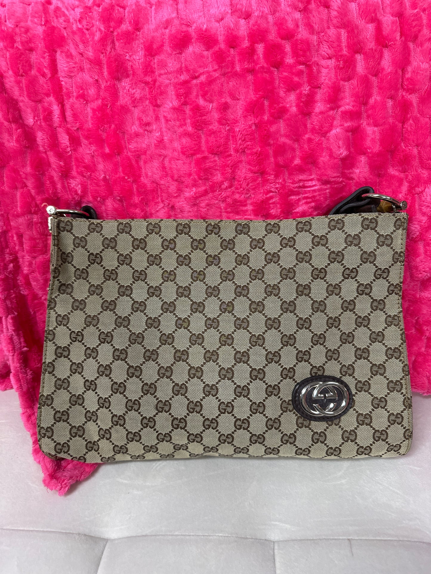 pre loved Gucci Shoulder bag #59