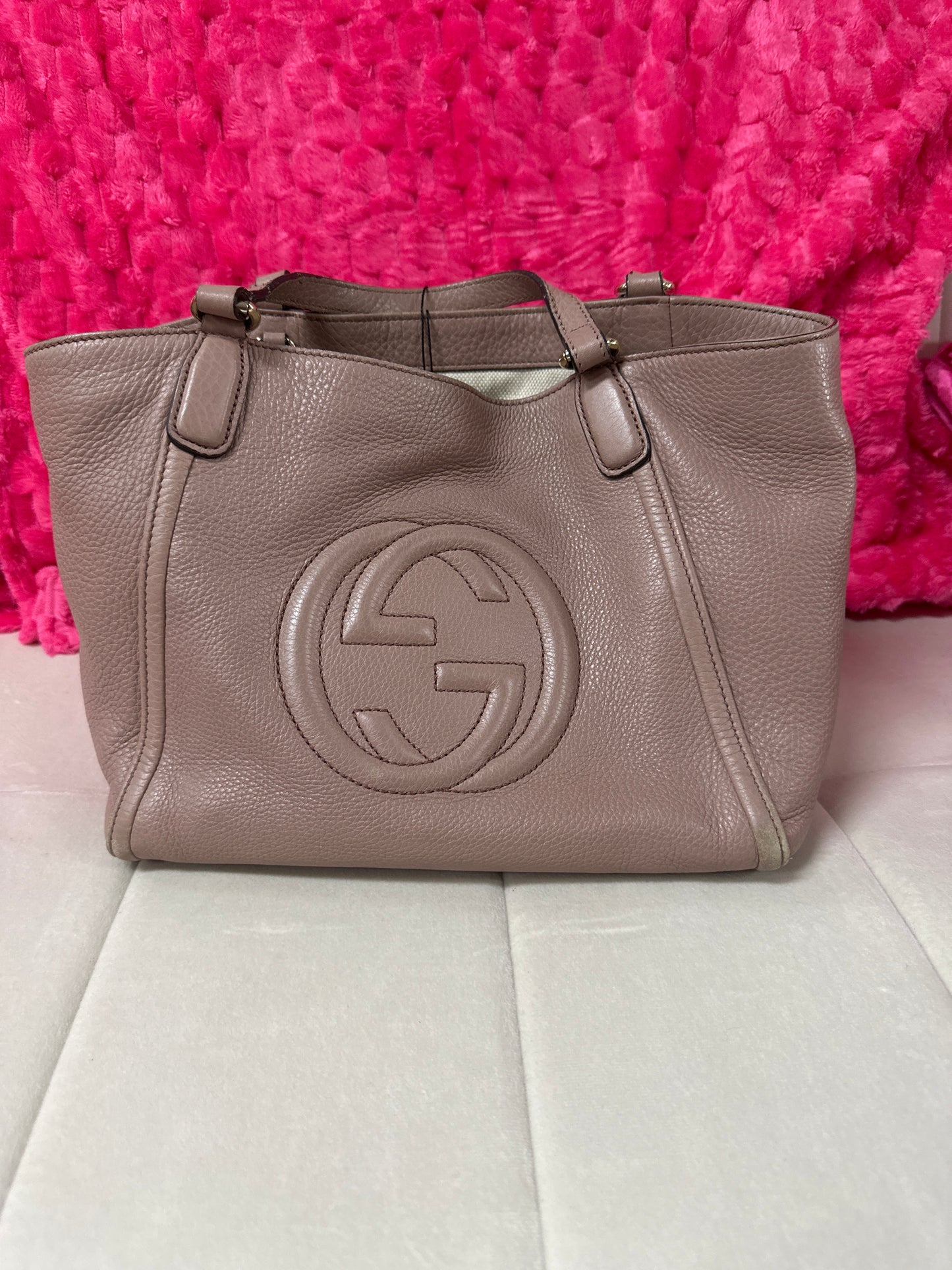 Pre Loved Gucci blush Soho #51